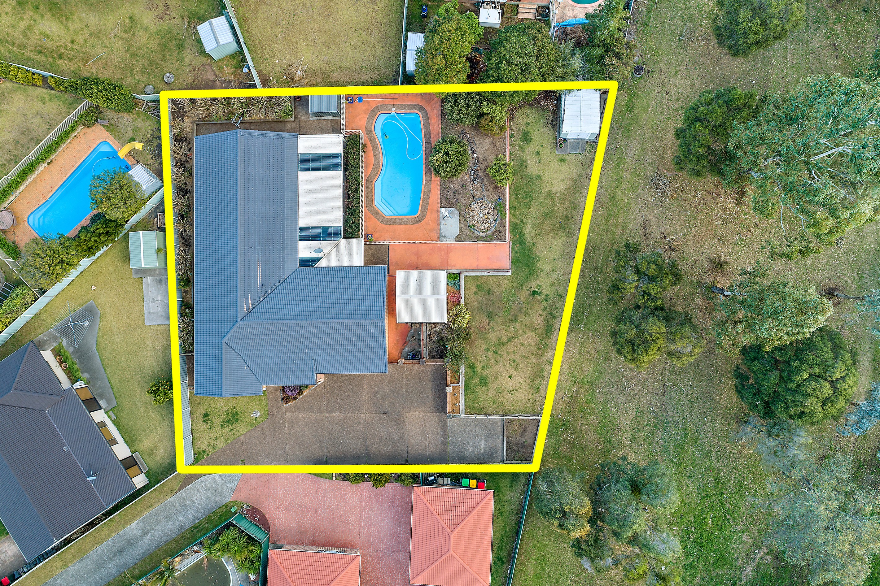 9 Barcoo Circuit, Albion Park, NSW 2527
