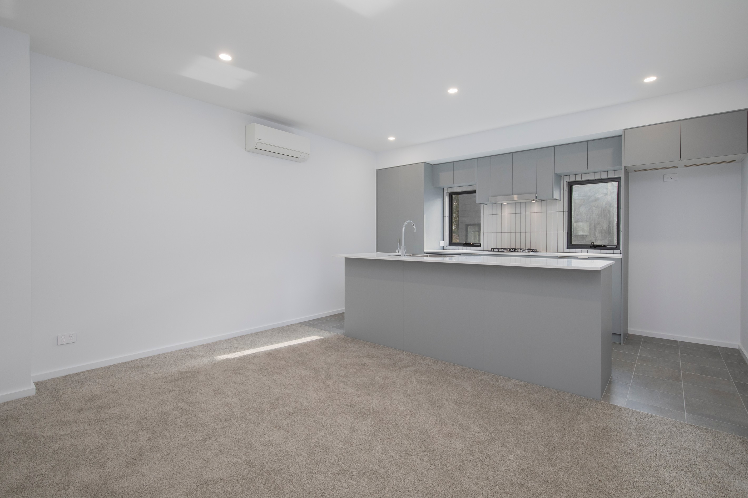 2/8 Livistonia Circuit, Waratah West, NSW 2298