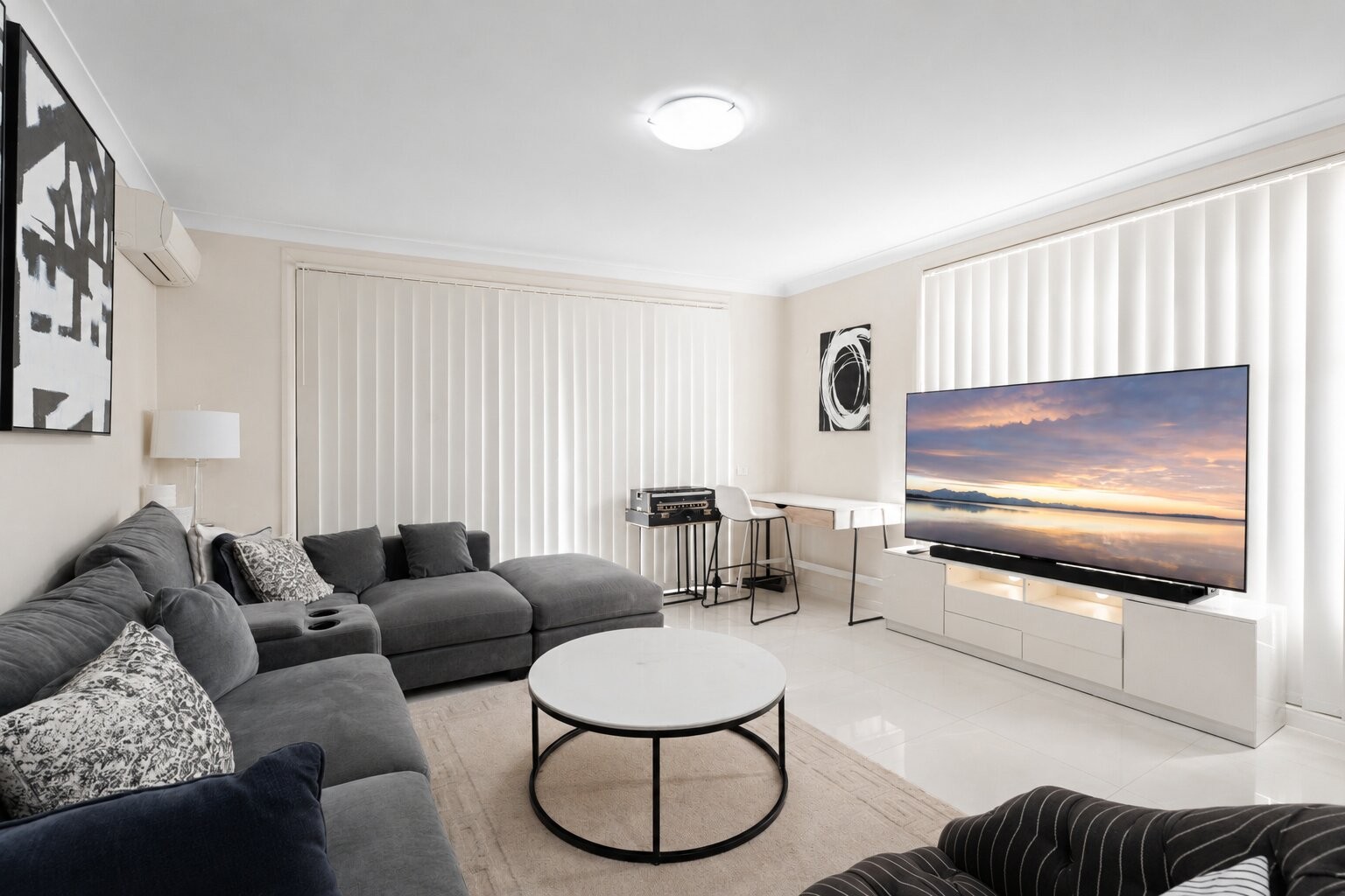 1/1 Glenmore Ridge Drive, Glenmore Park, NSW 2745