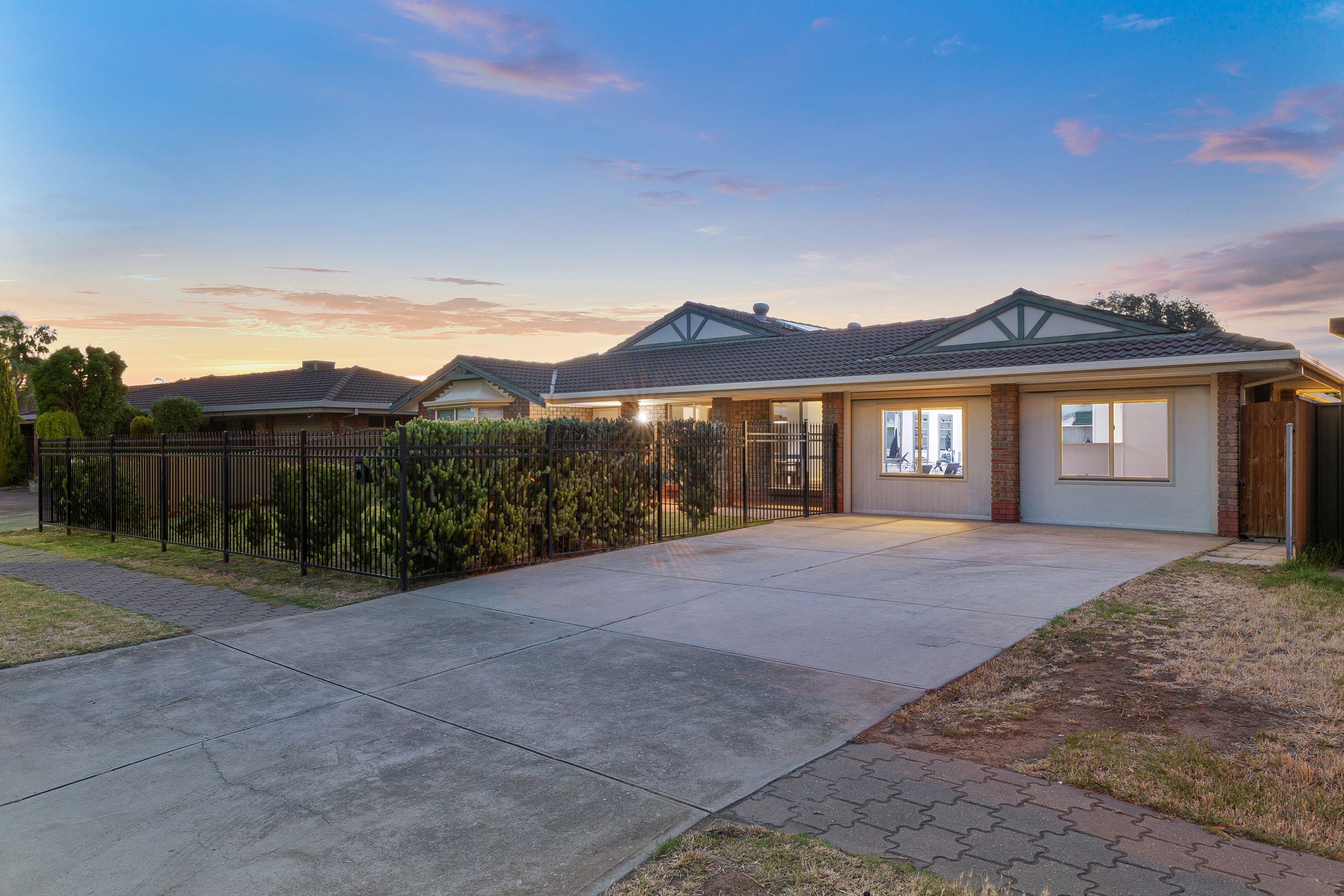 24 Liberator Drive, Paralowie, SA 5108