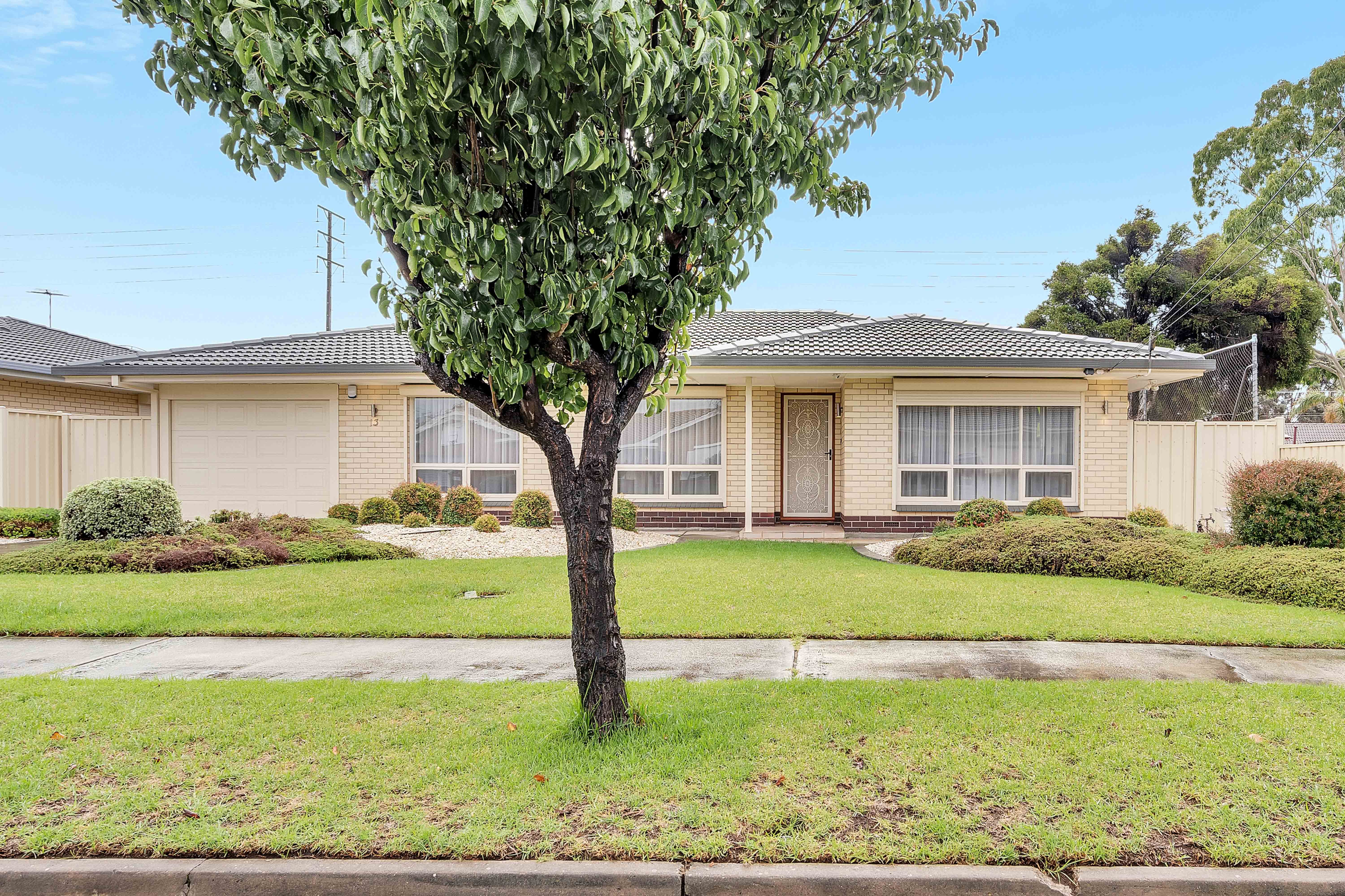 13 Carley Crescent, Seaton, SA 5023