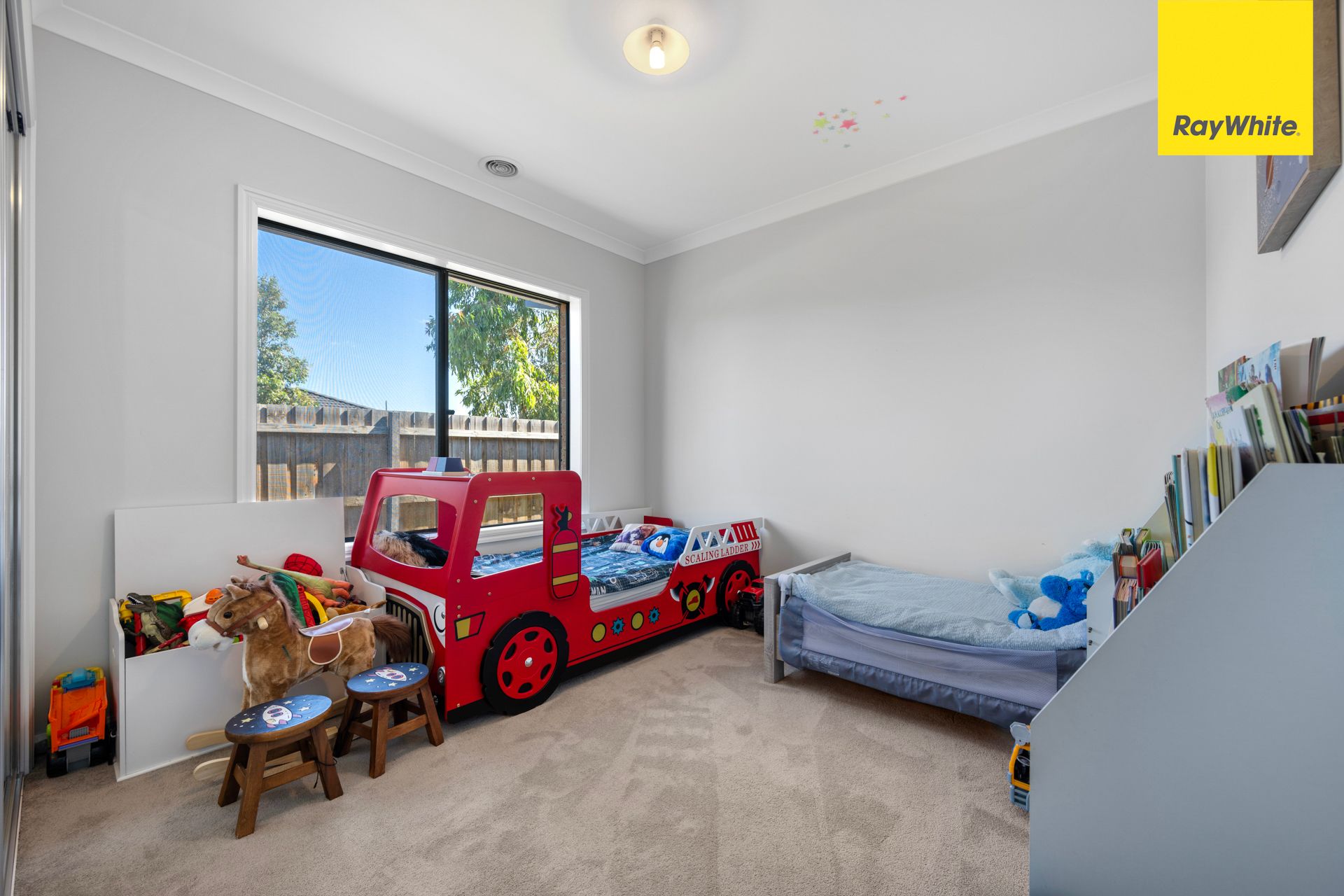 7 Clauscen Avenue — photo 4 of 23
