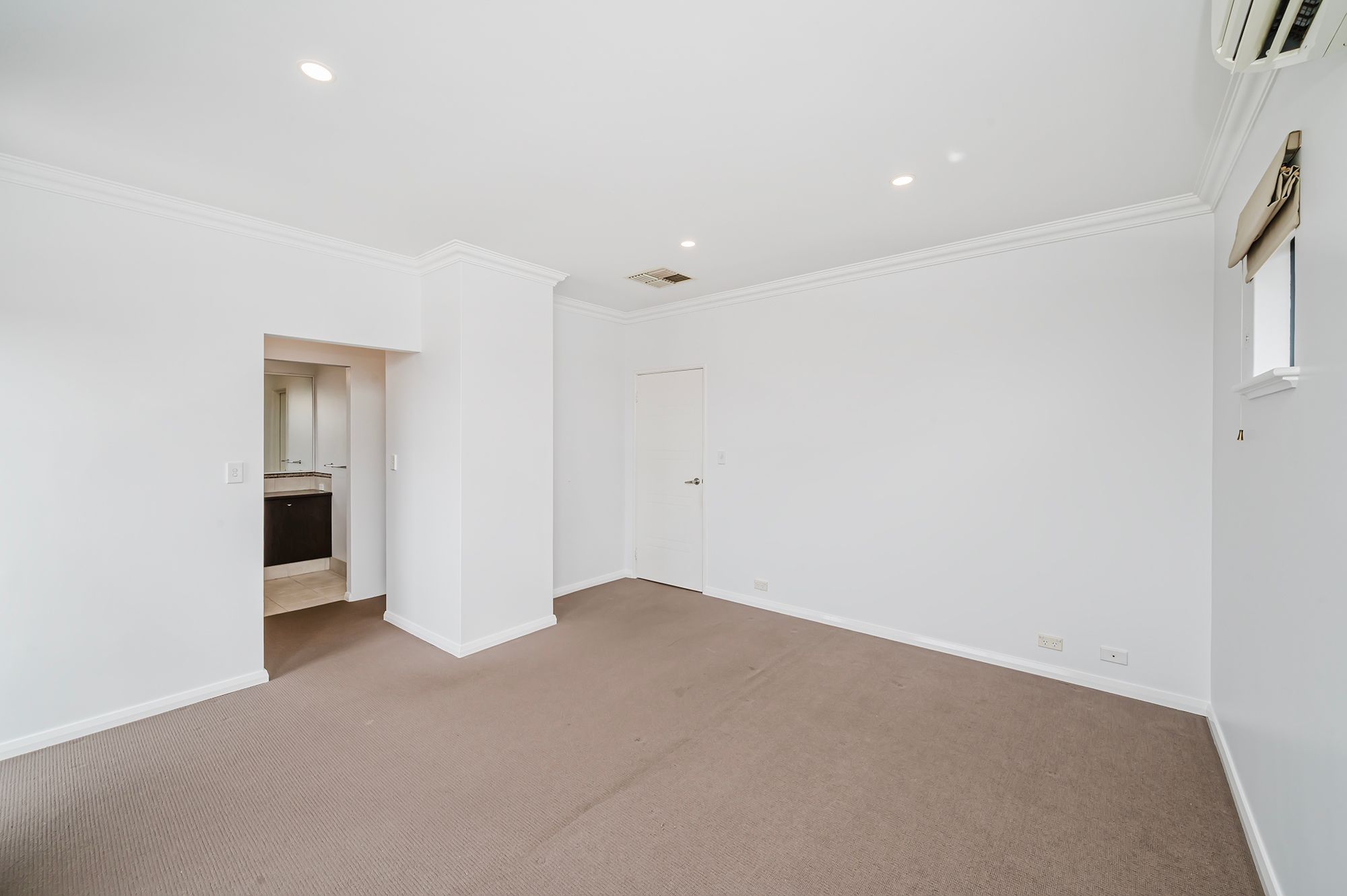 25 Eora Creek Terrace — photo 15 of 30
