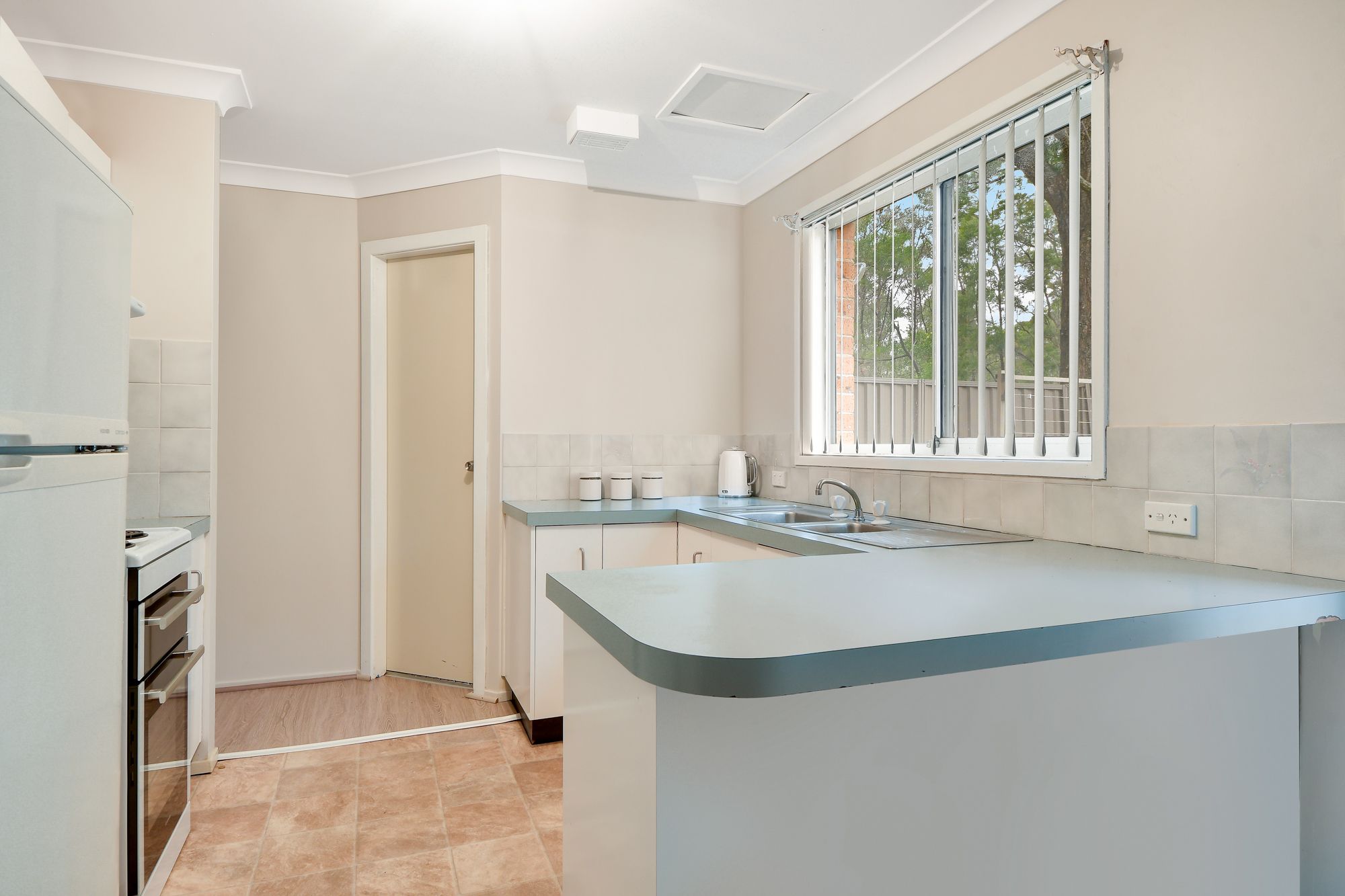 13/11 Mundarda Place, St Helens Park, NSW 2560
