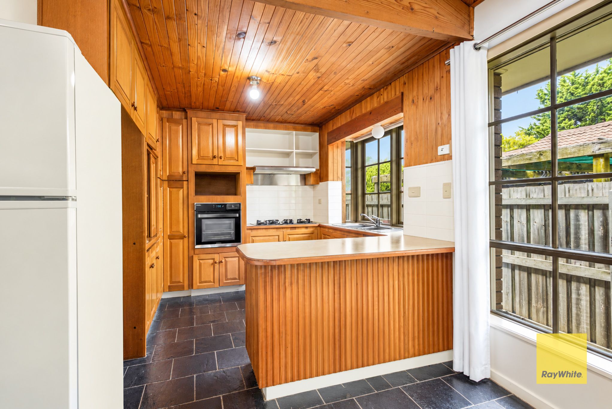 8 Adele Court — photo 8 of 23
