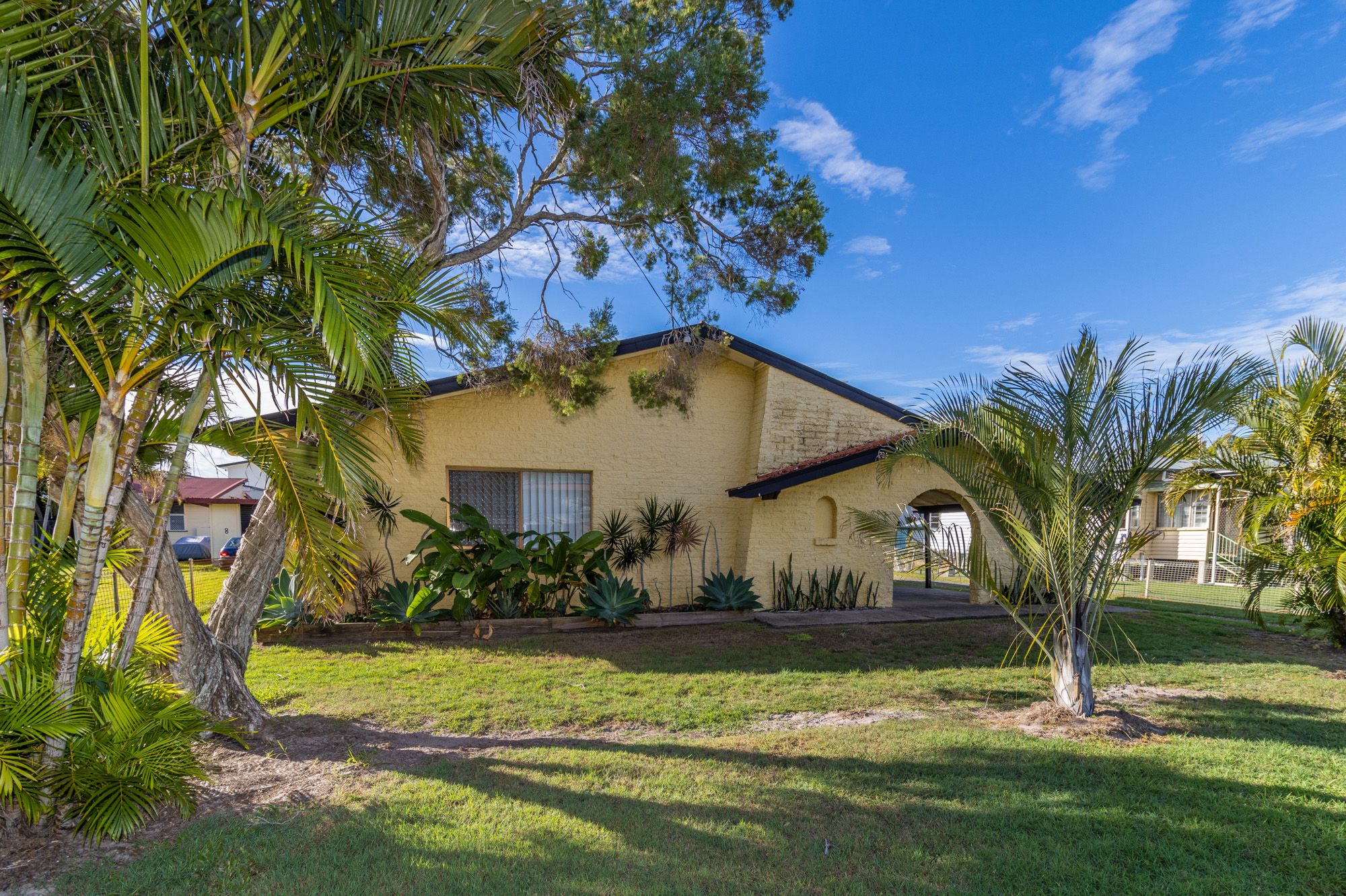 1/10 Hibiscus Street, Urangan, QLD 4655