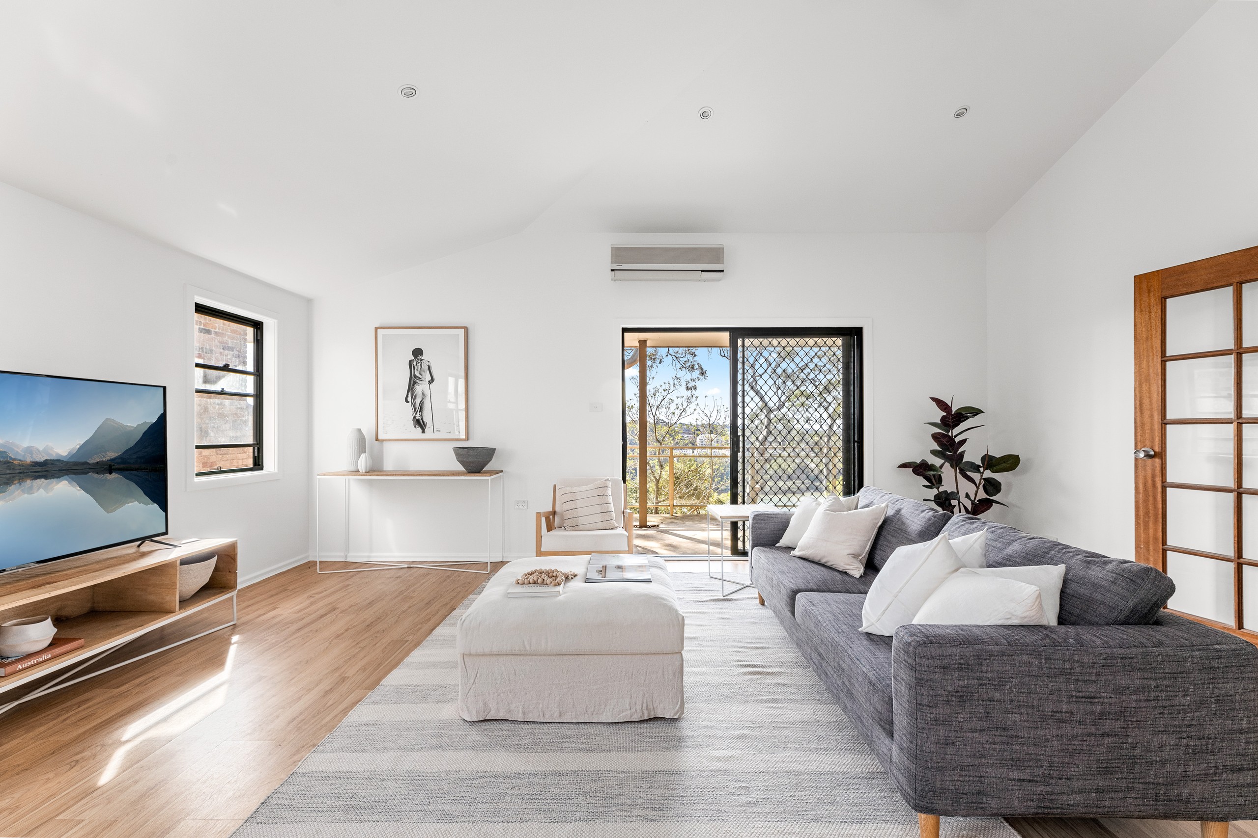 131 Fowler Road, Illawong, NSW 2234