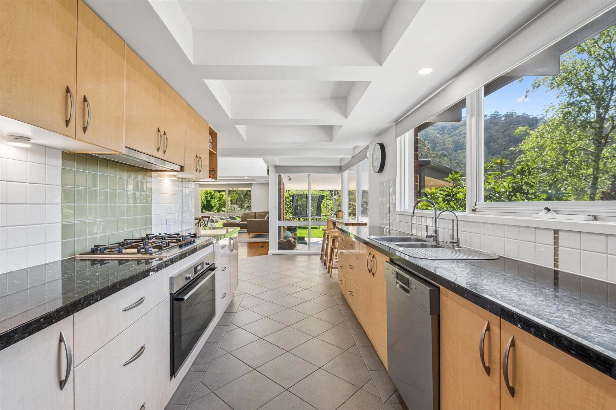 19 Dealbata Road — photo 3 of 10