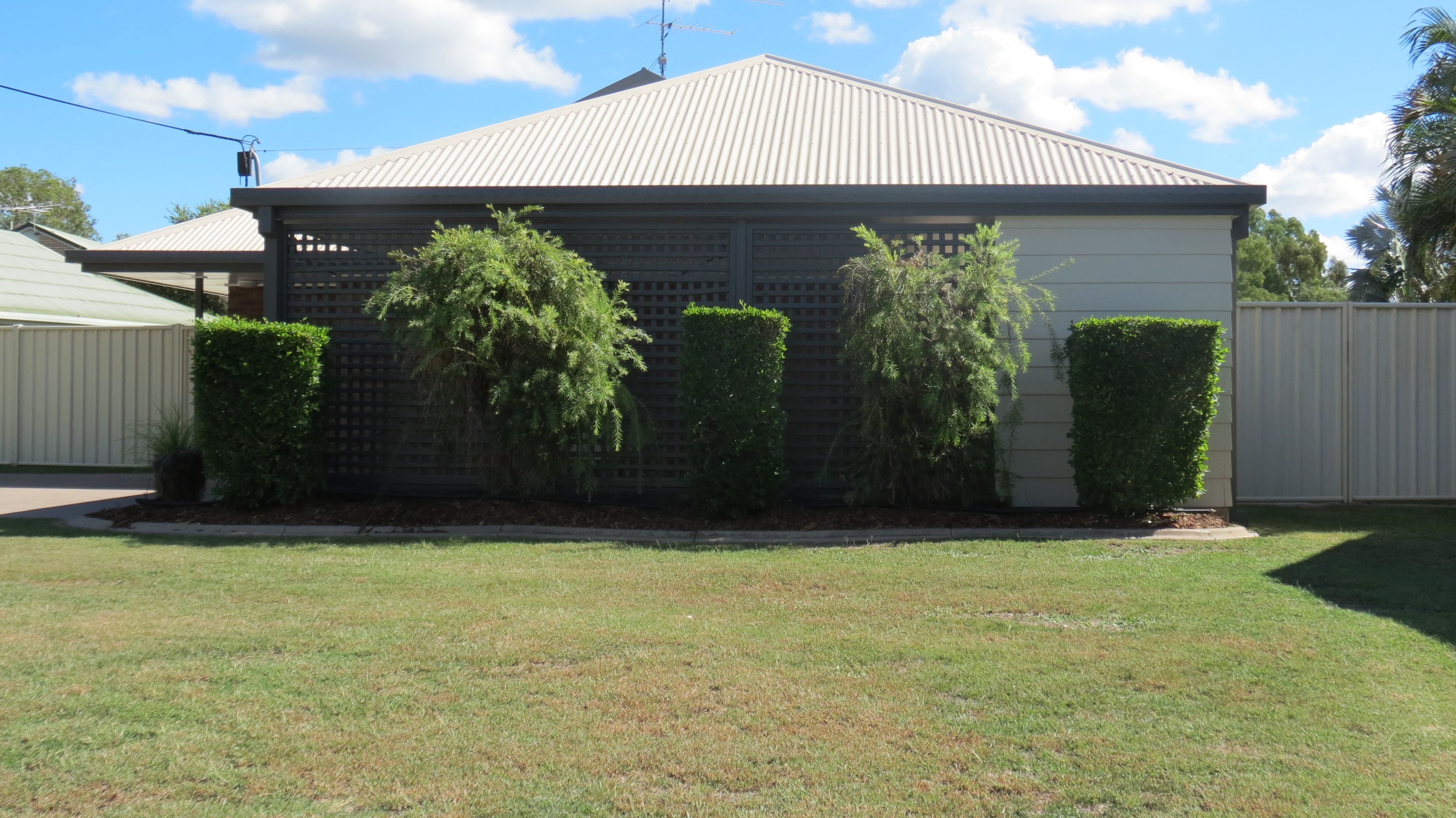3 Vanessa Place, Emerald, QLD 4720