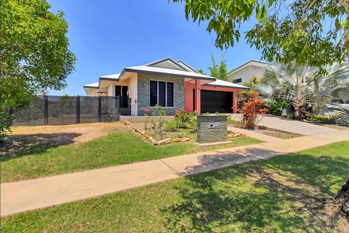 16 Barratt Street