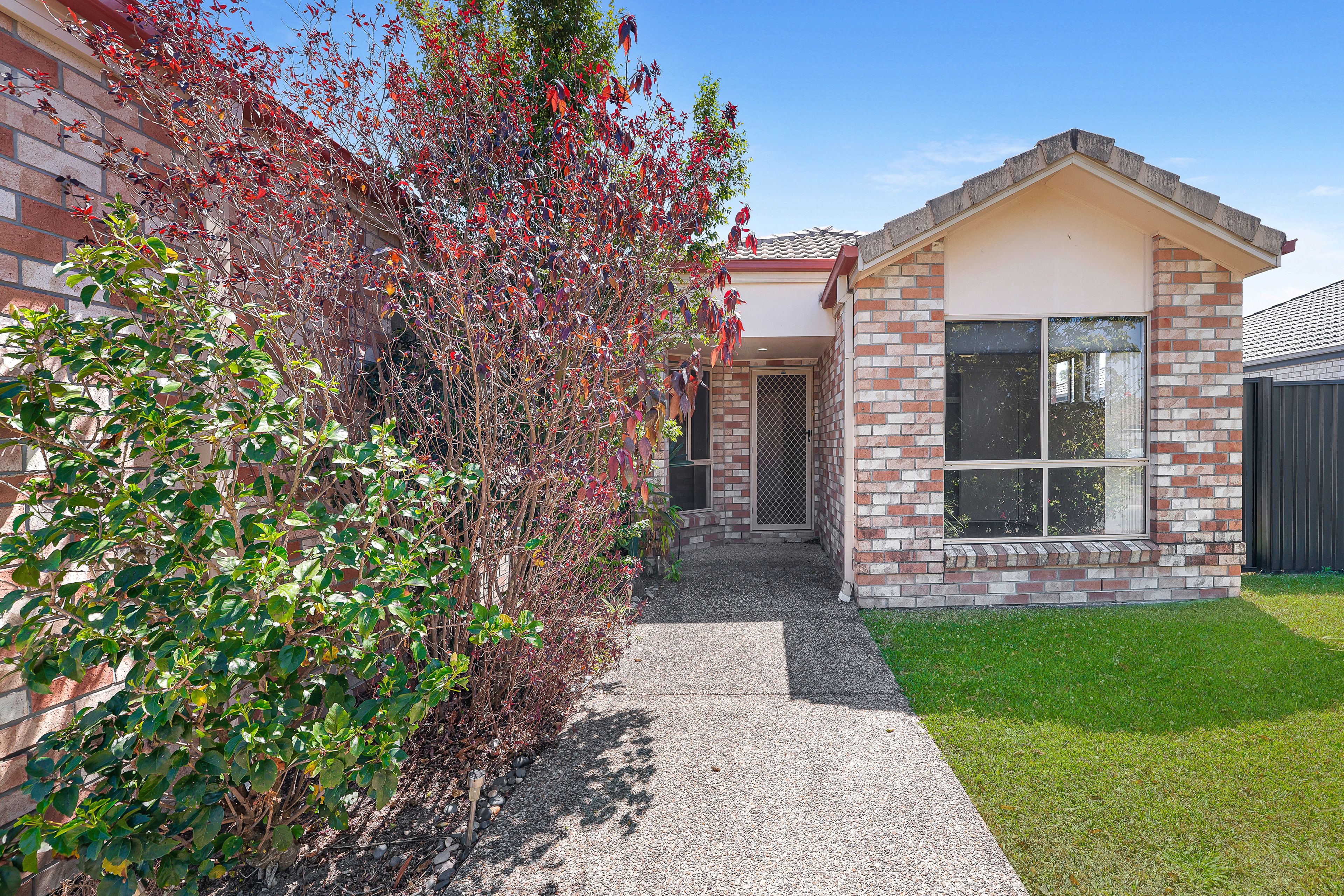 17 Linda Way, Upper Coomera, QLD 4209