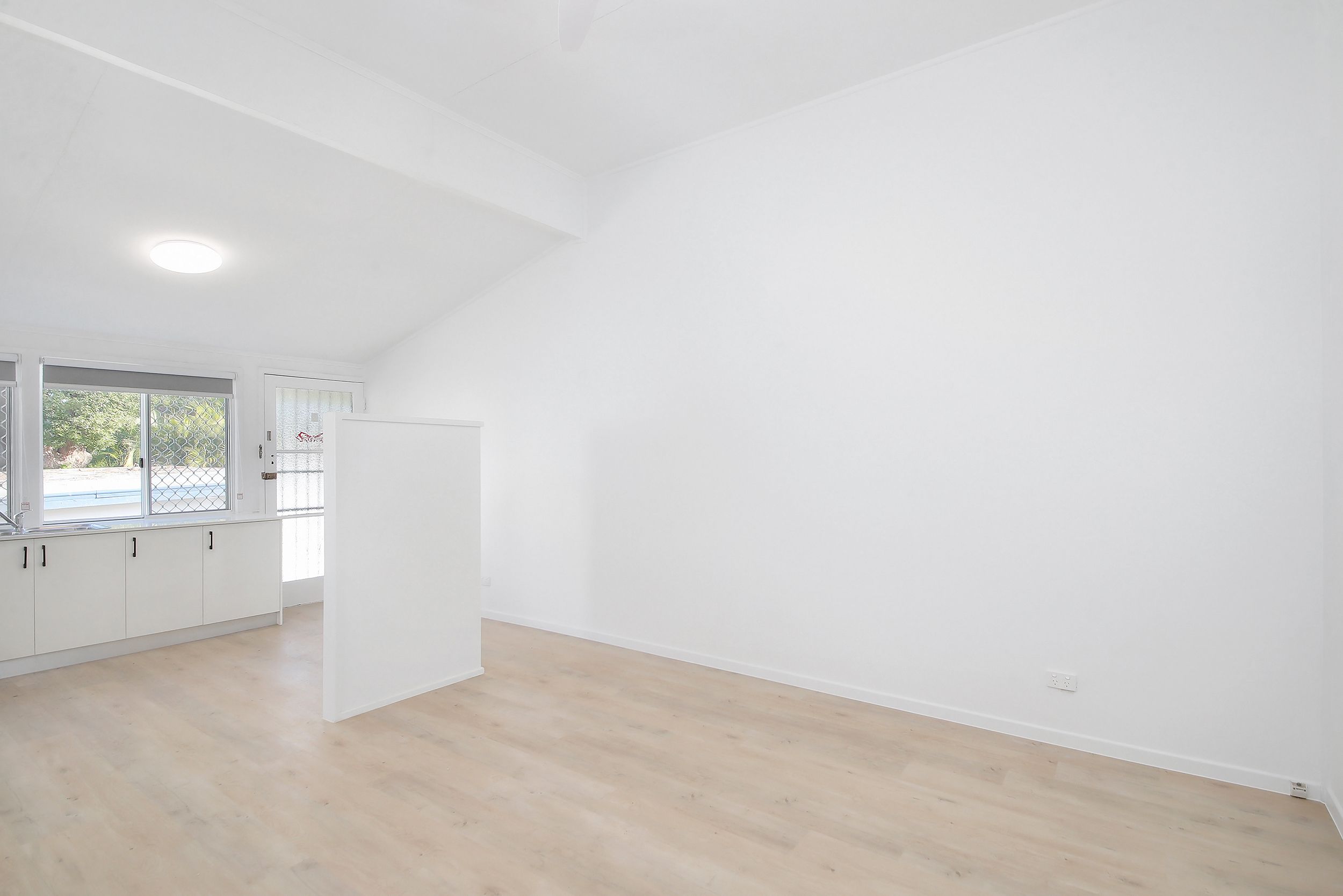 Flat 4/15 Rigby Street, Wooloowin, QLD 4030