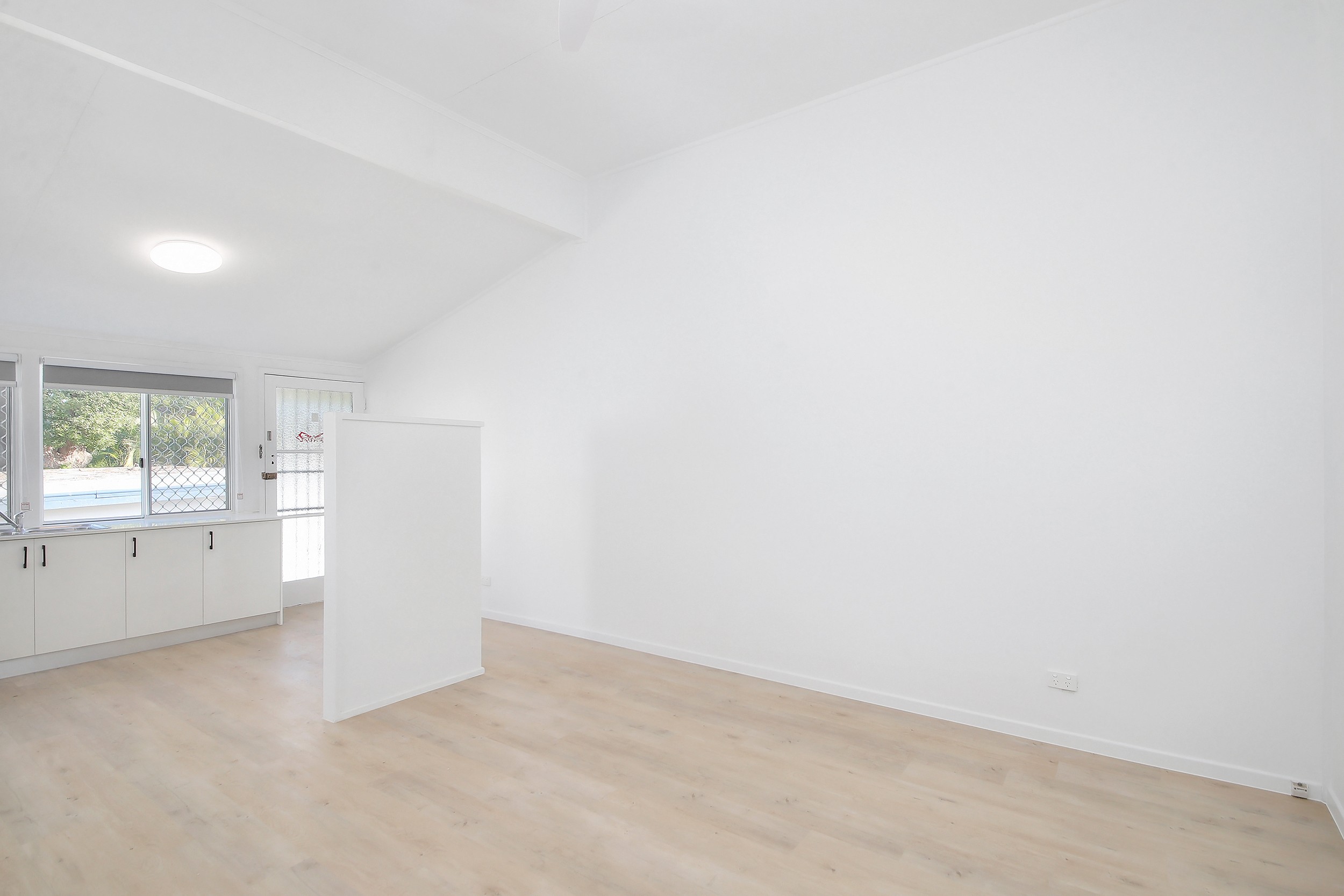 Flat 4/15 Rigby Street, Wooloowin, QLD 4030