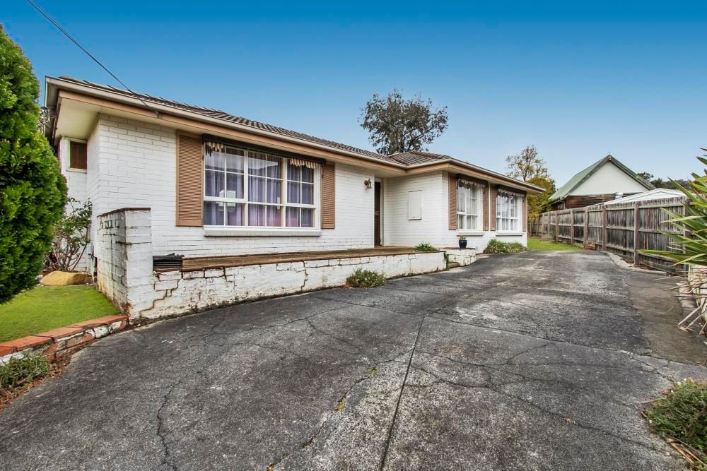 6 Litchfield Avenue, Ferntree Gully VIC 3156