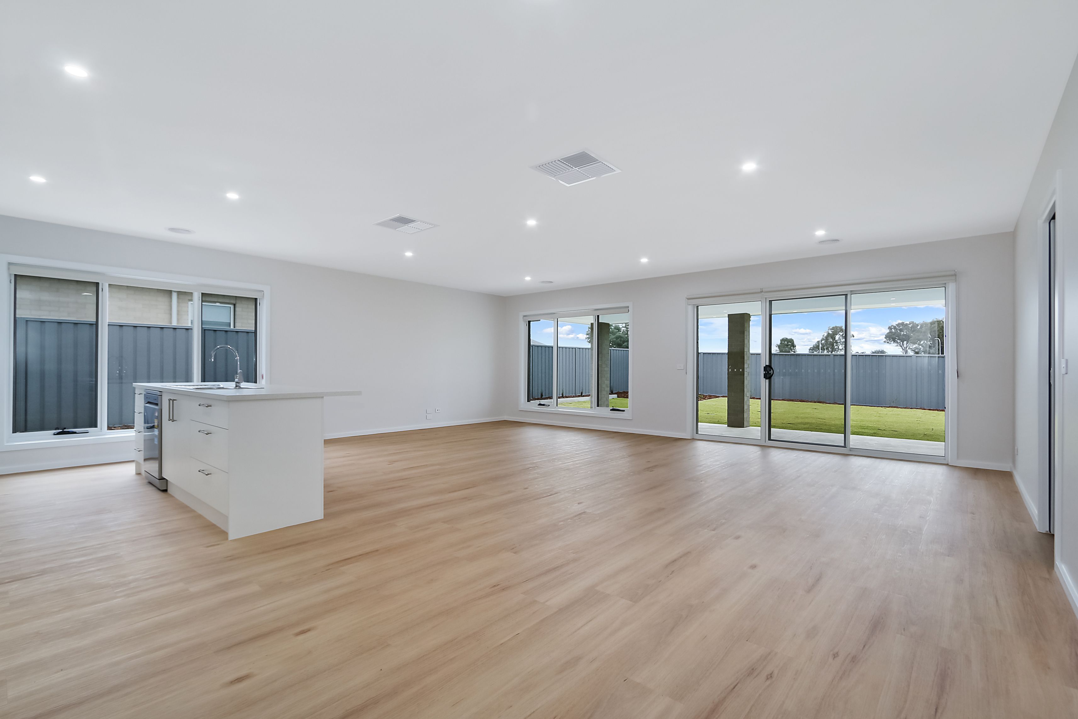 86 Huntington Grove, Thurgoona, NSW 2640