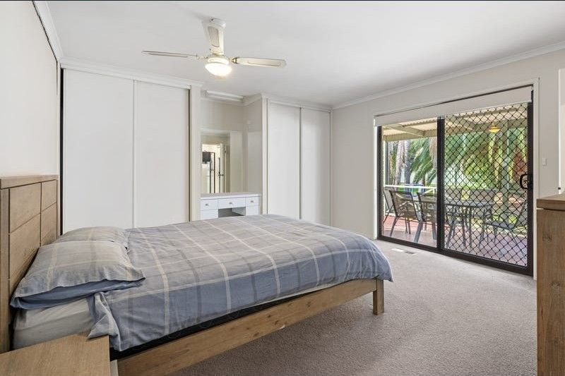23 Lacebark Court — photo 7 of 16