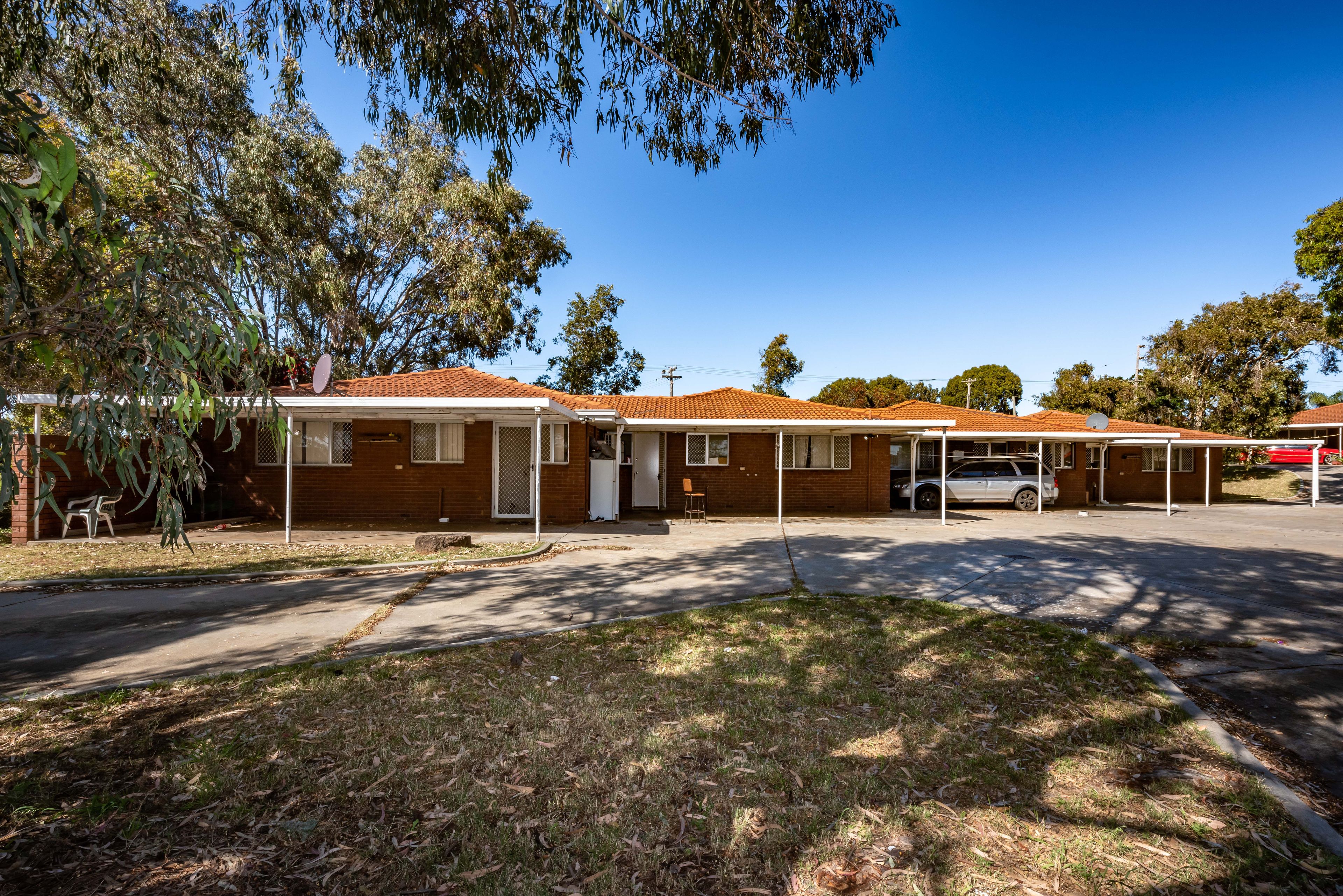 11 Kenny Crescent, Rangeway WA 6530