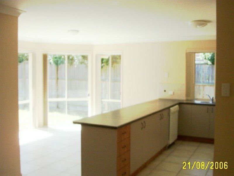 16 Pyrenees Street, Carseldine, QLD 4034