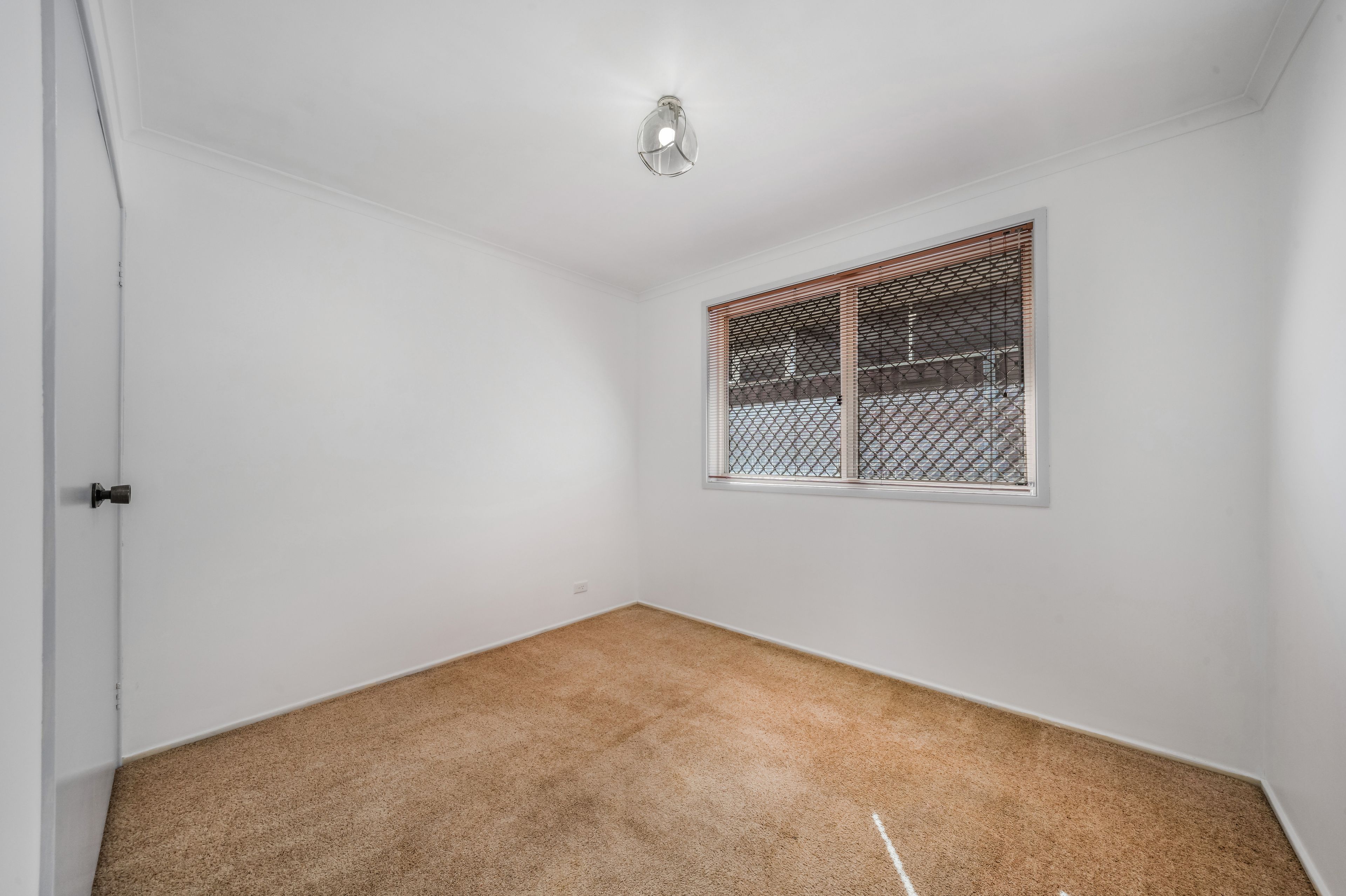 8 Flinders Crescent — photo 19 of 23