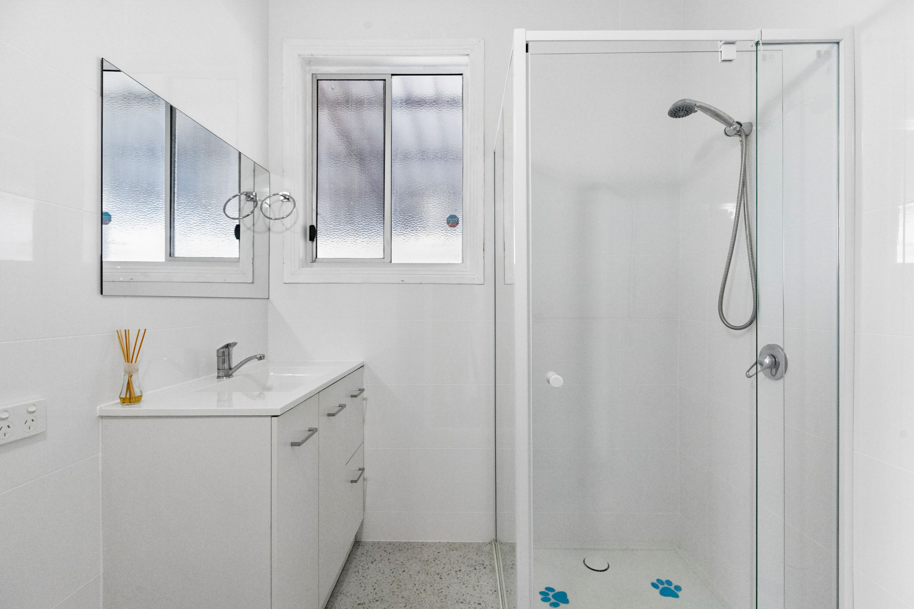 6 Loddon Avenue — photo 10 of 13