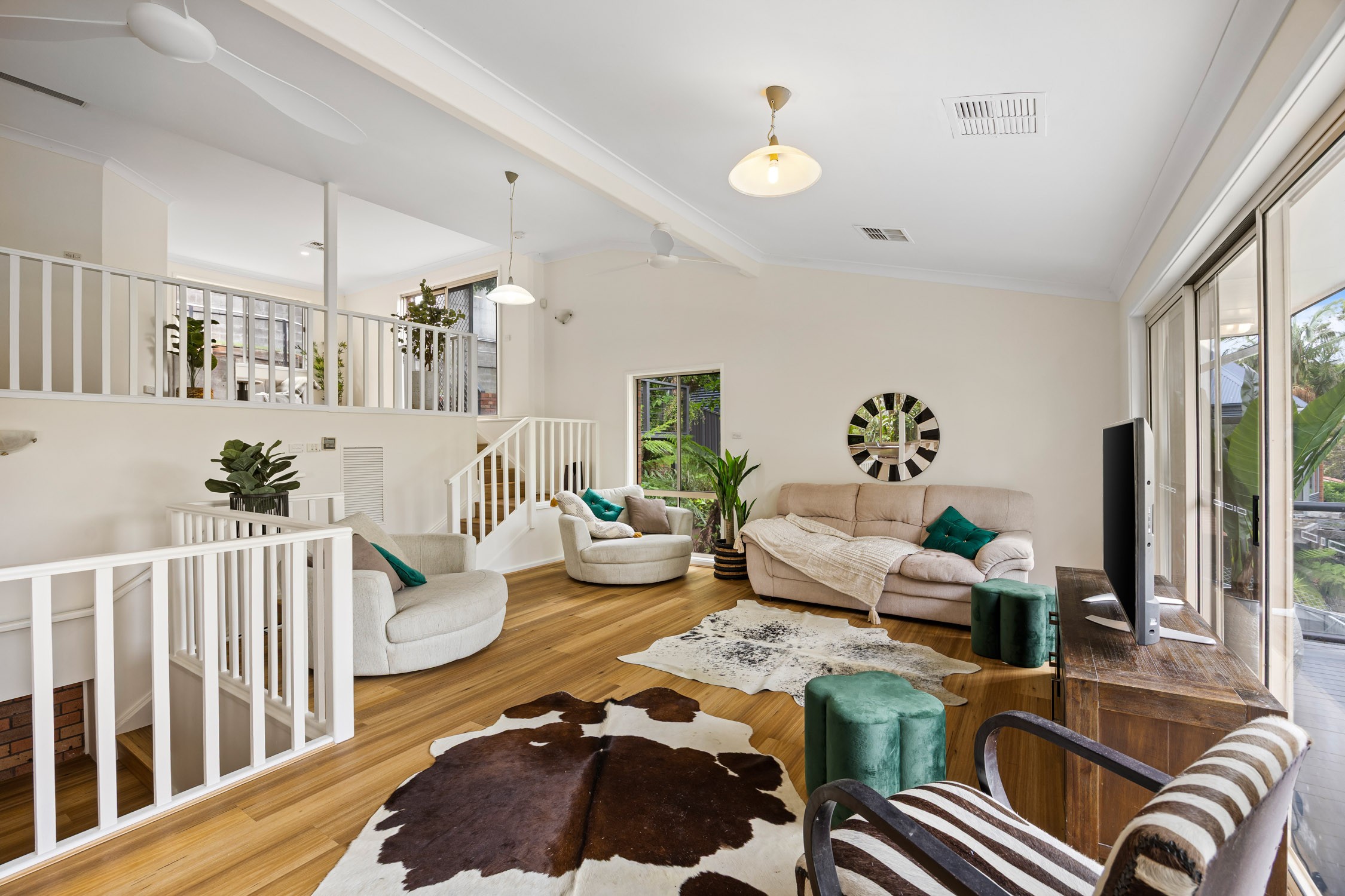 42 coal Point Road, Coal Point, NSW 2283