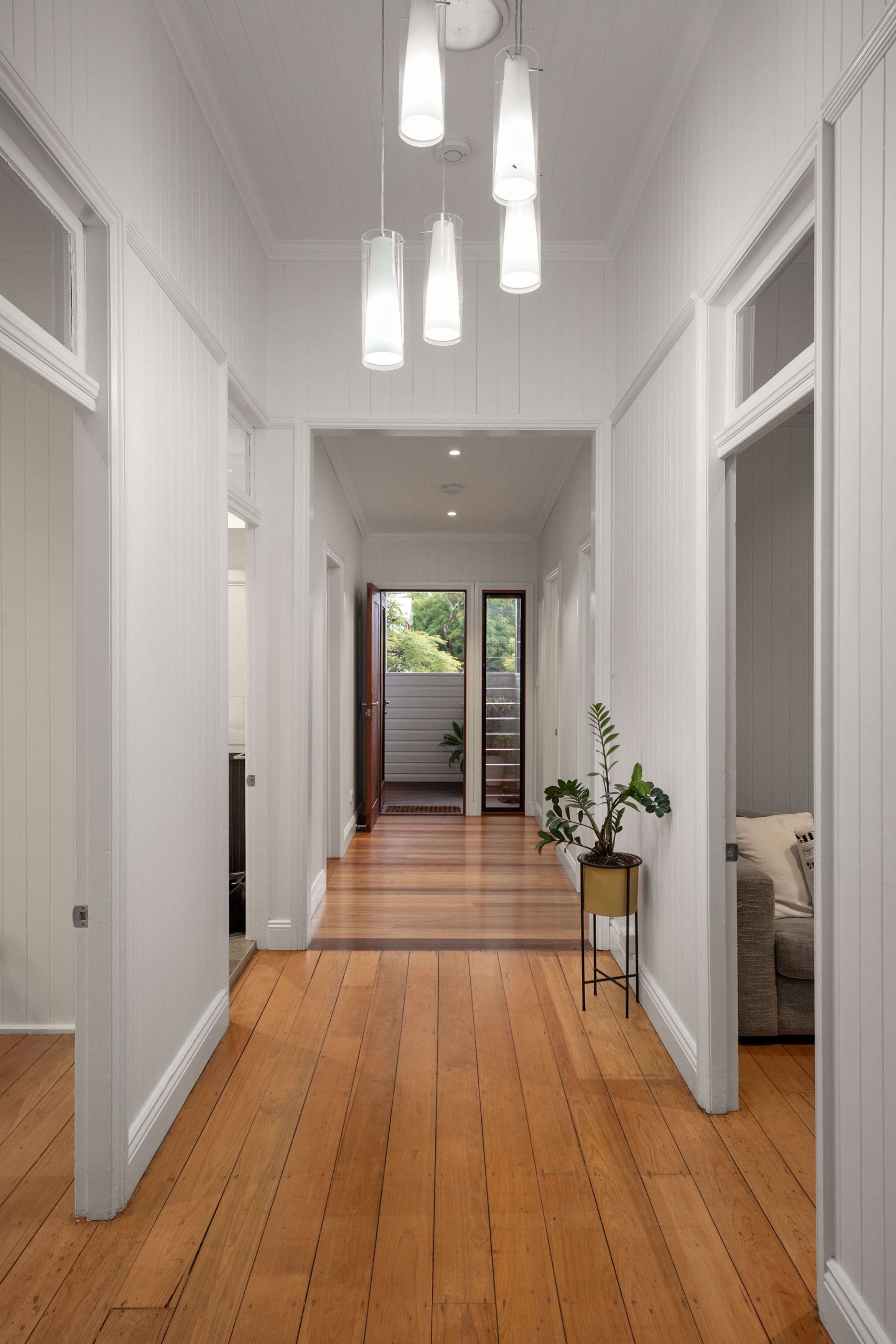 33 Abbott Street — photo 3 of 17