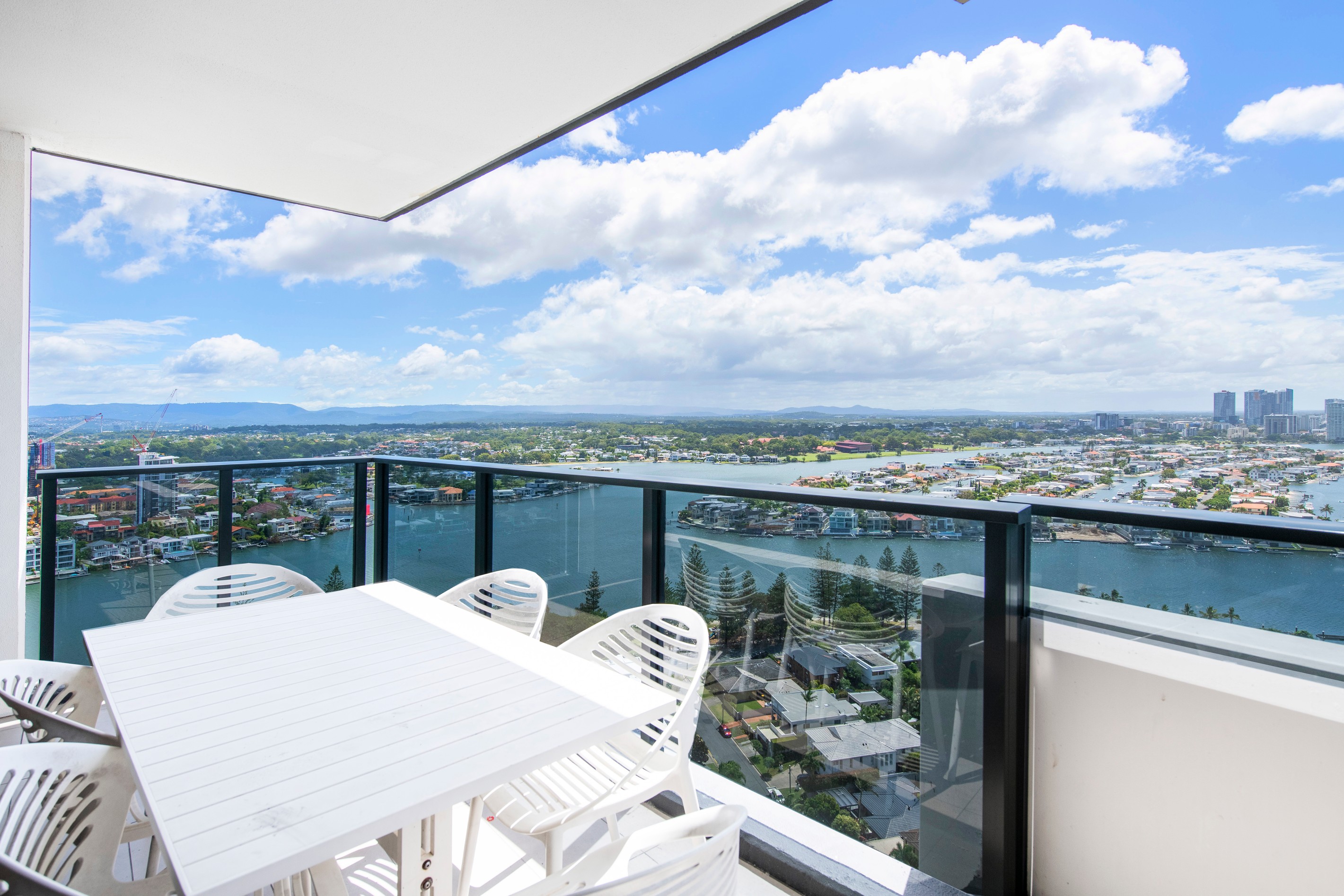 2502/9 Norfolk Avenue, Surfers Paradise, QLD 4217