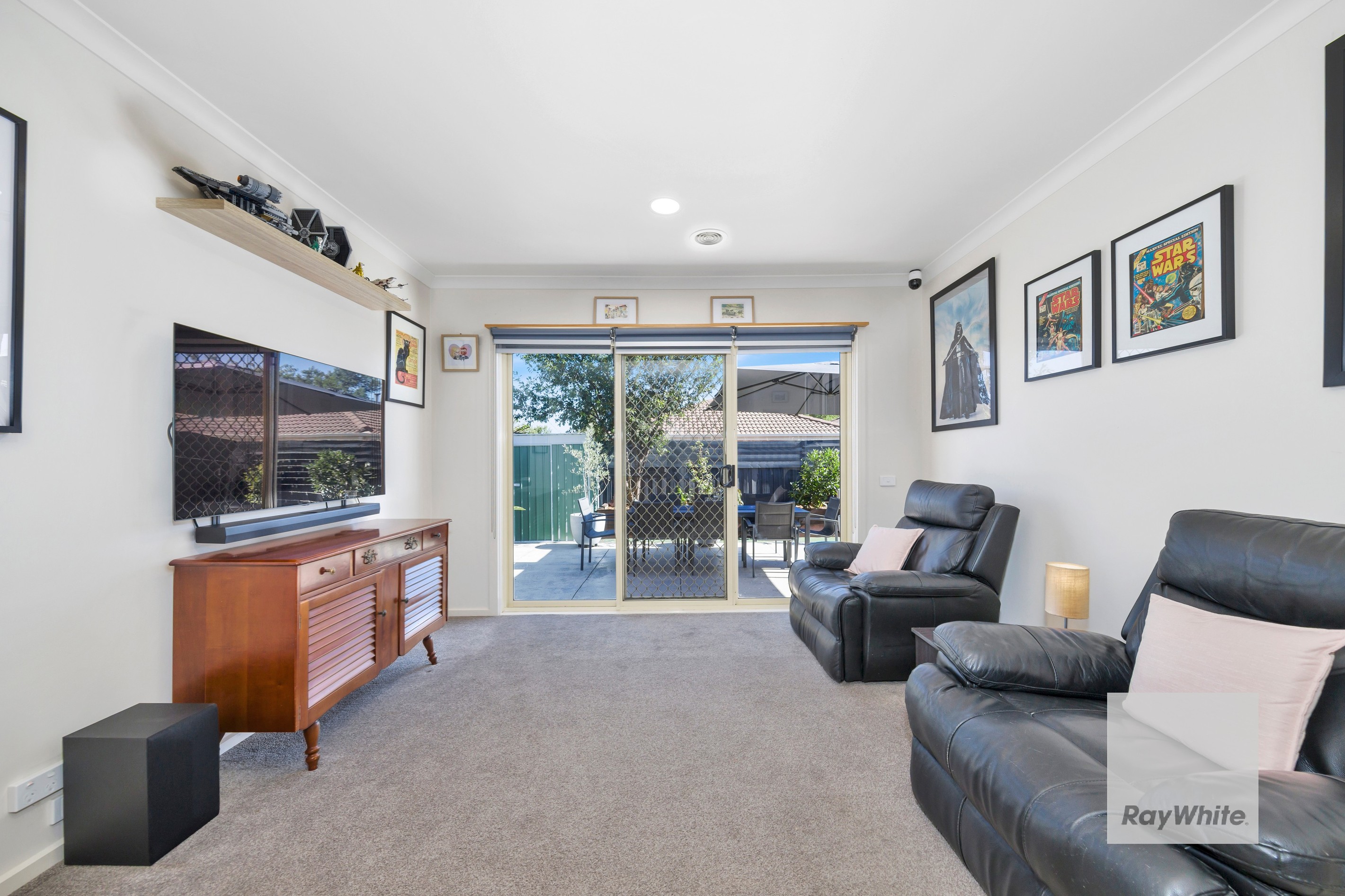 25 Tintern Loop, Hillside, VIC 3037