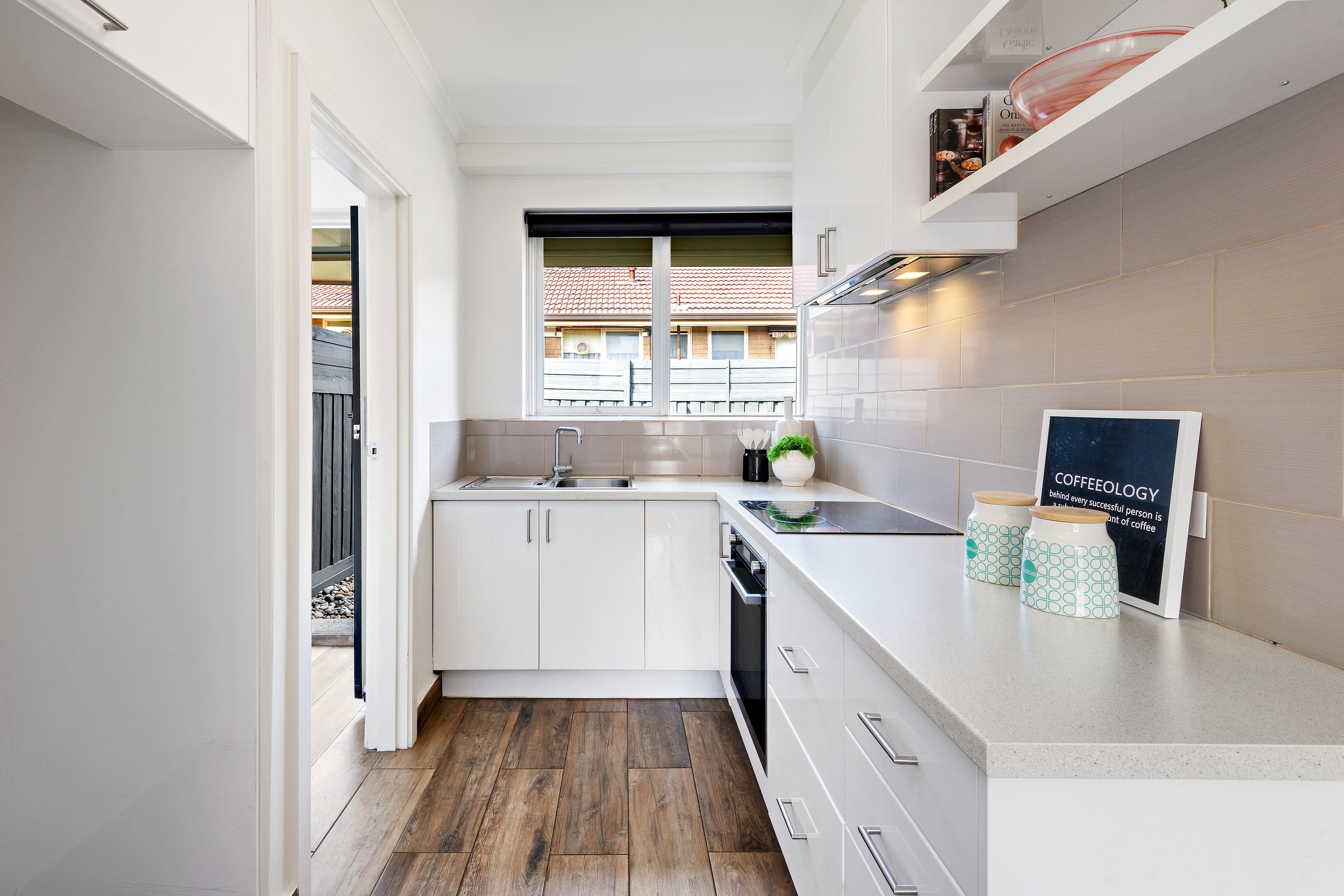 2/10 Argyle Street, Bentleigh East, VIC 3165