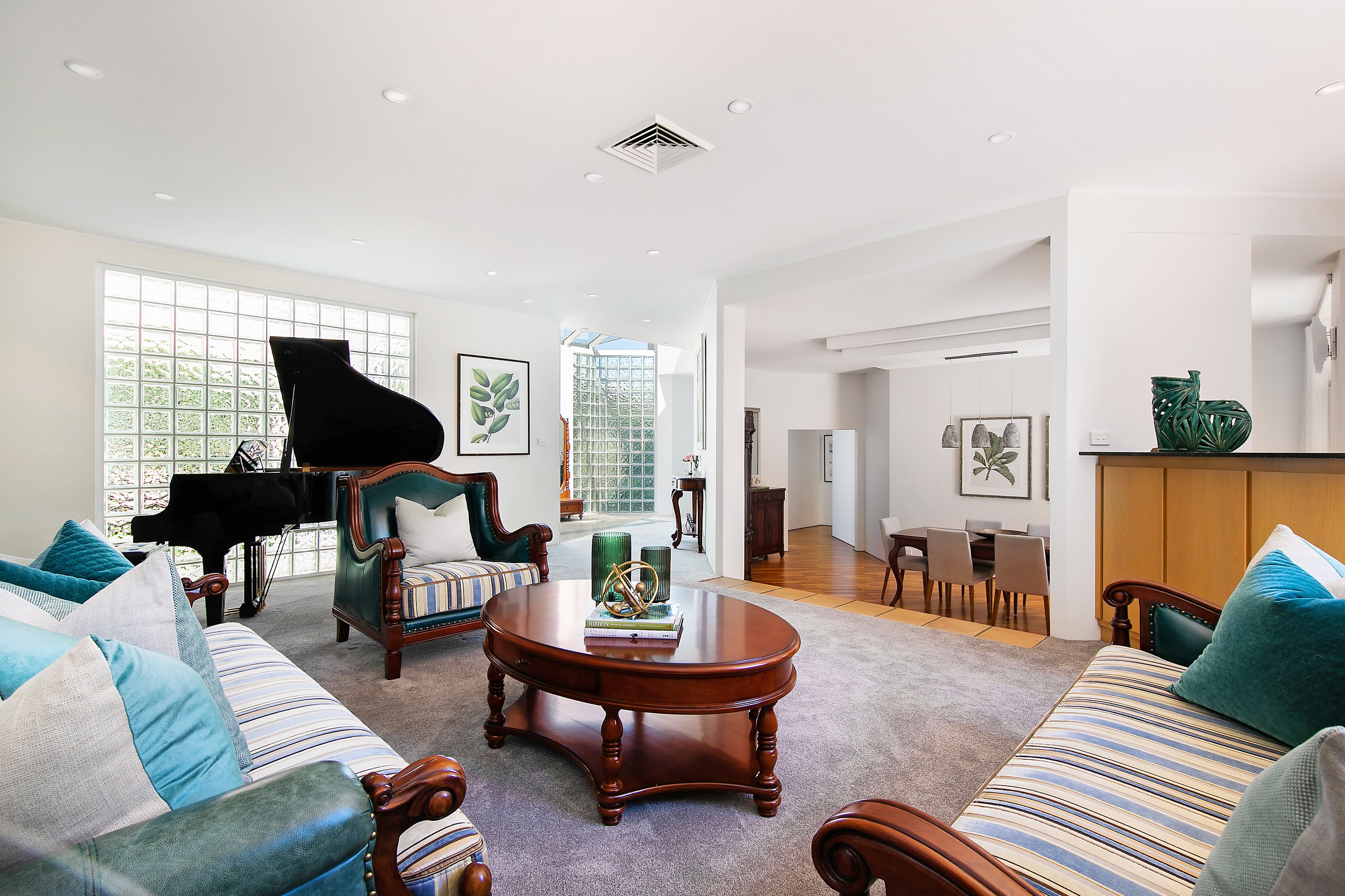 19 Greenhill Crescent, St Ives, NSW 2075