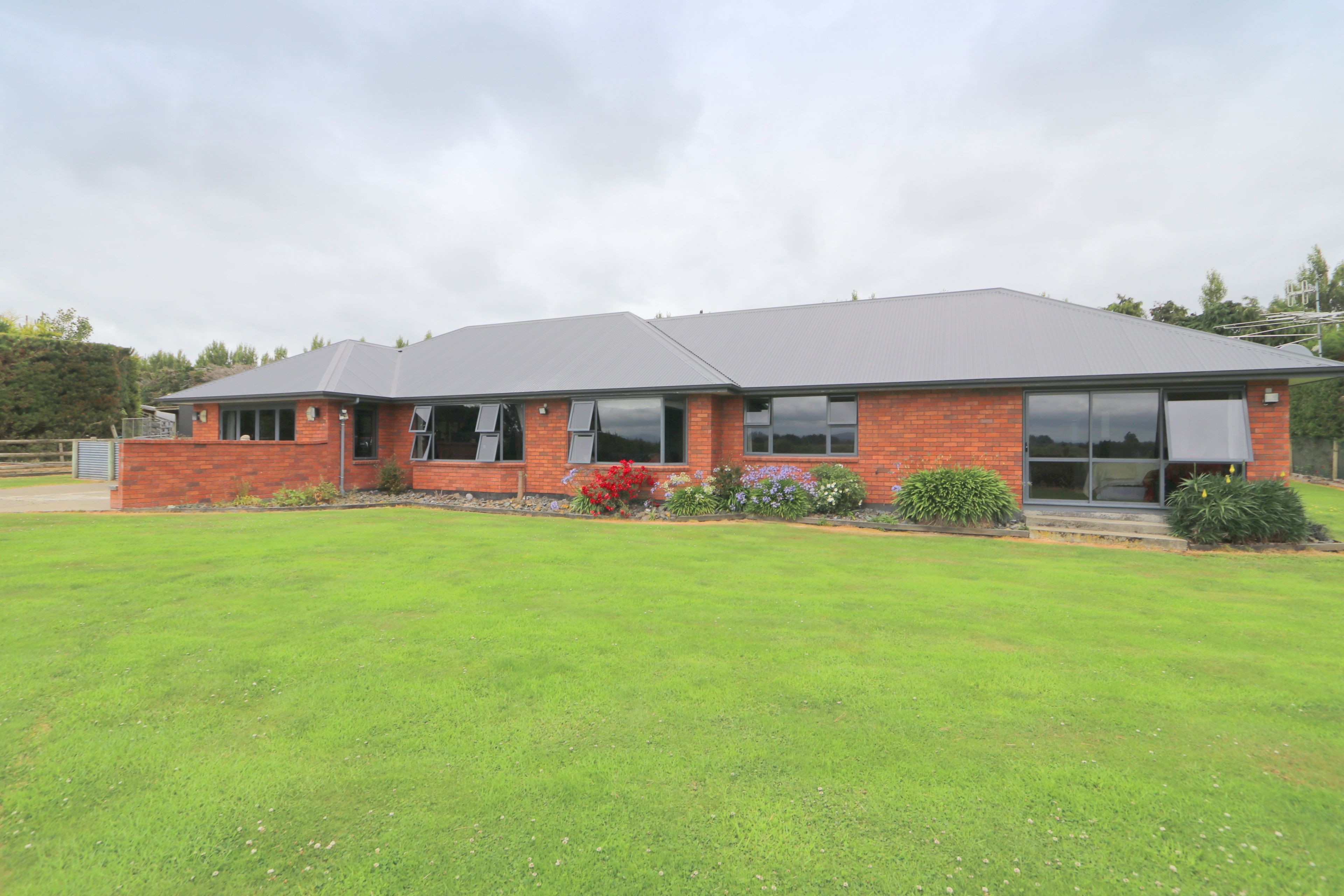 727 Mill Road North, Makarewa, Invercargill