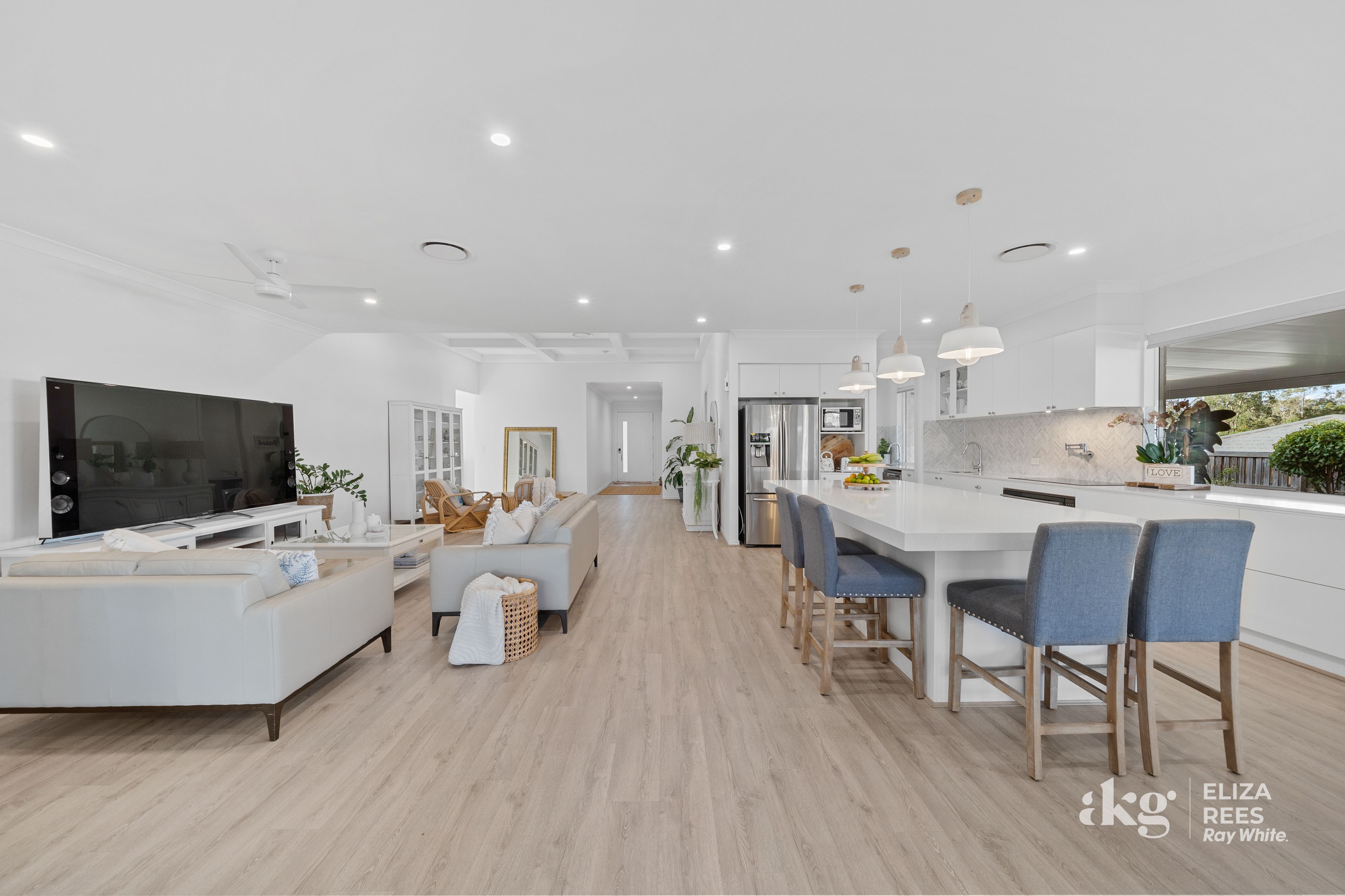 8-10 Hibiscus Place — photo 9 of 30