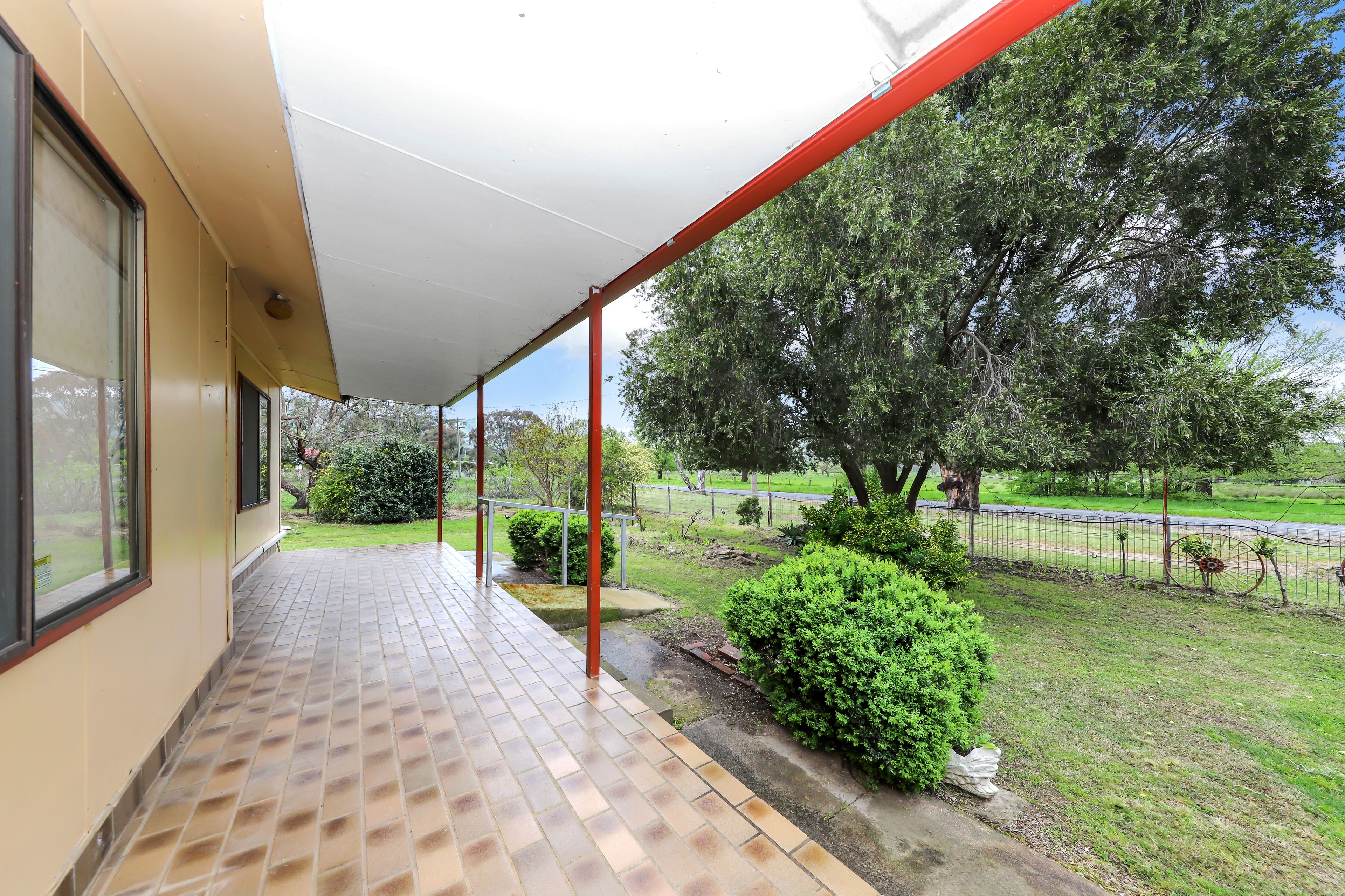 17-19 Bray Street, Brungle, NSW 2722