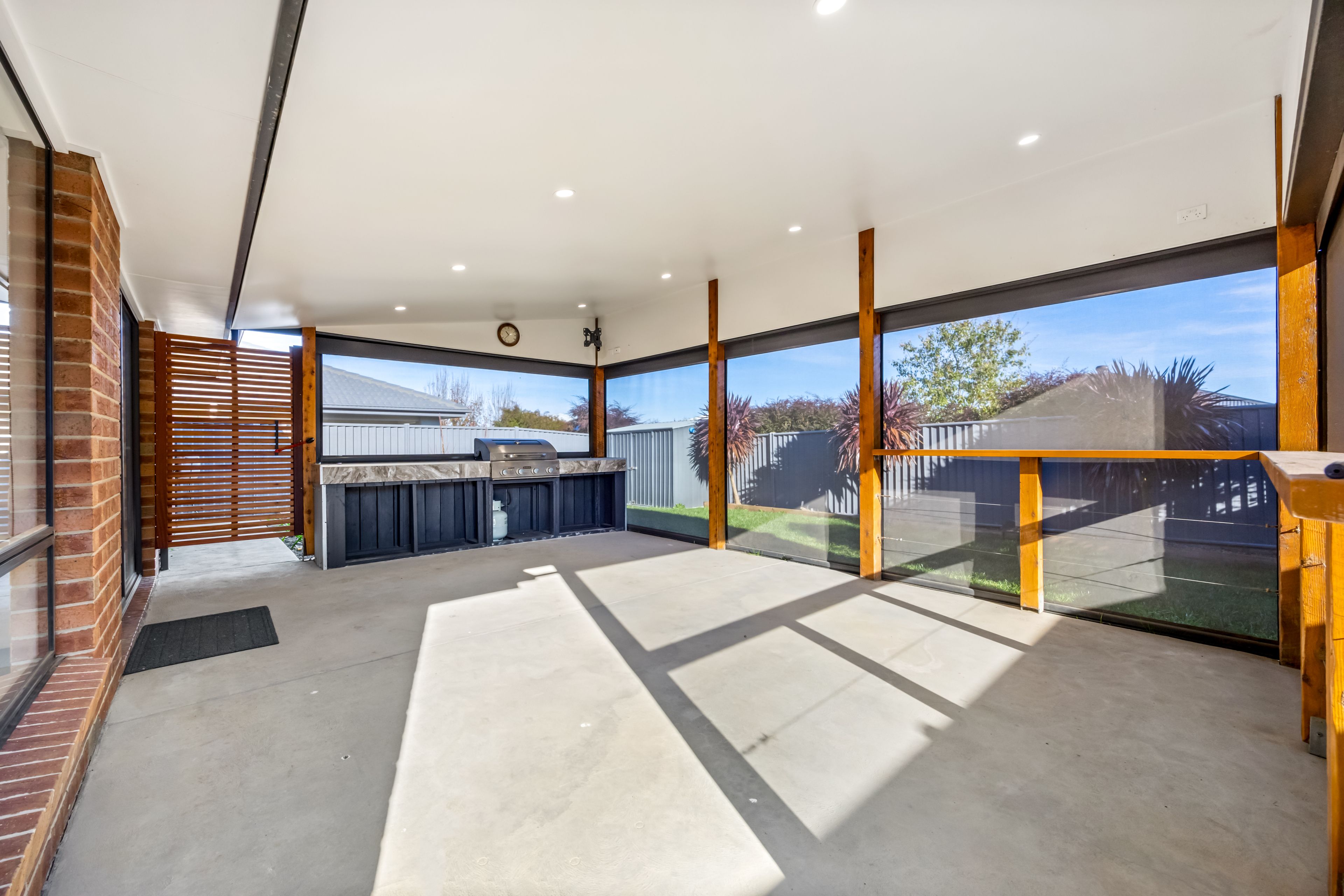 6 Sligo Street — photo 11 of 13