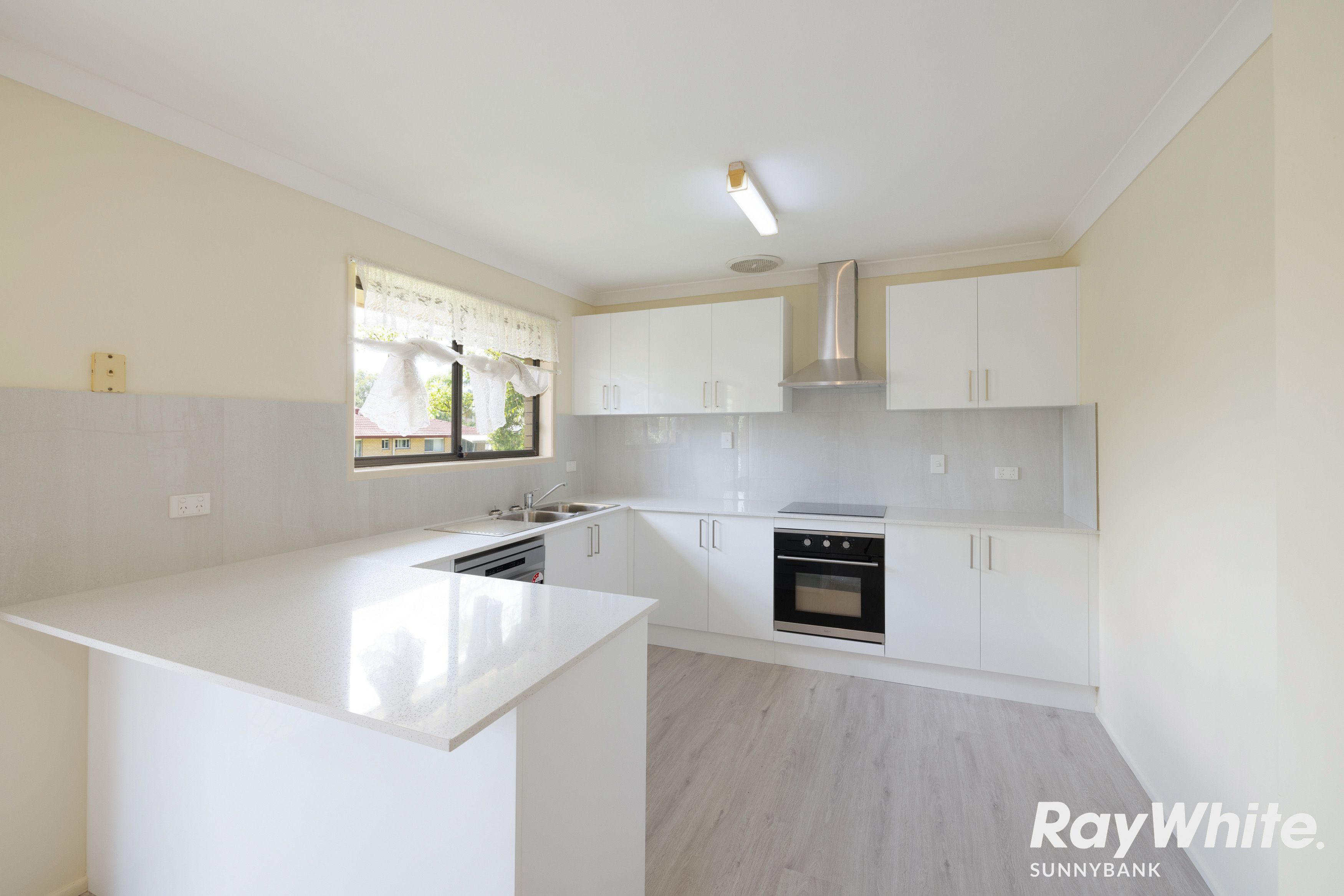 25 Greenleaf Street, Sunnybank Hills, QLD 4109