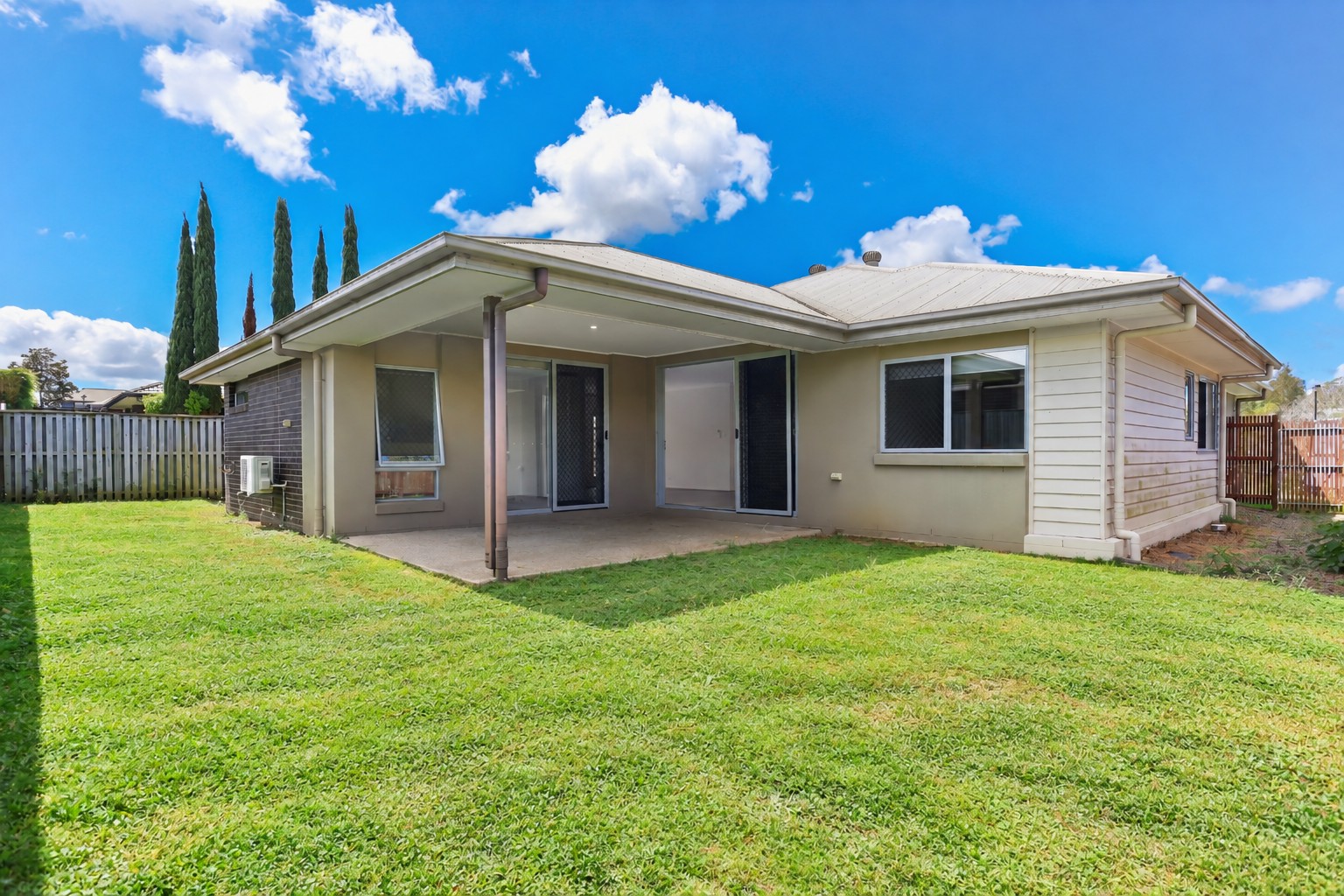 33 Kinglake Crescent, Pimpama, QLD 4209