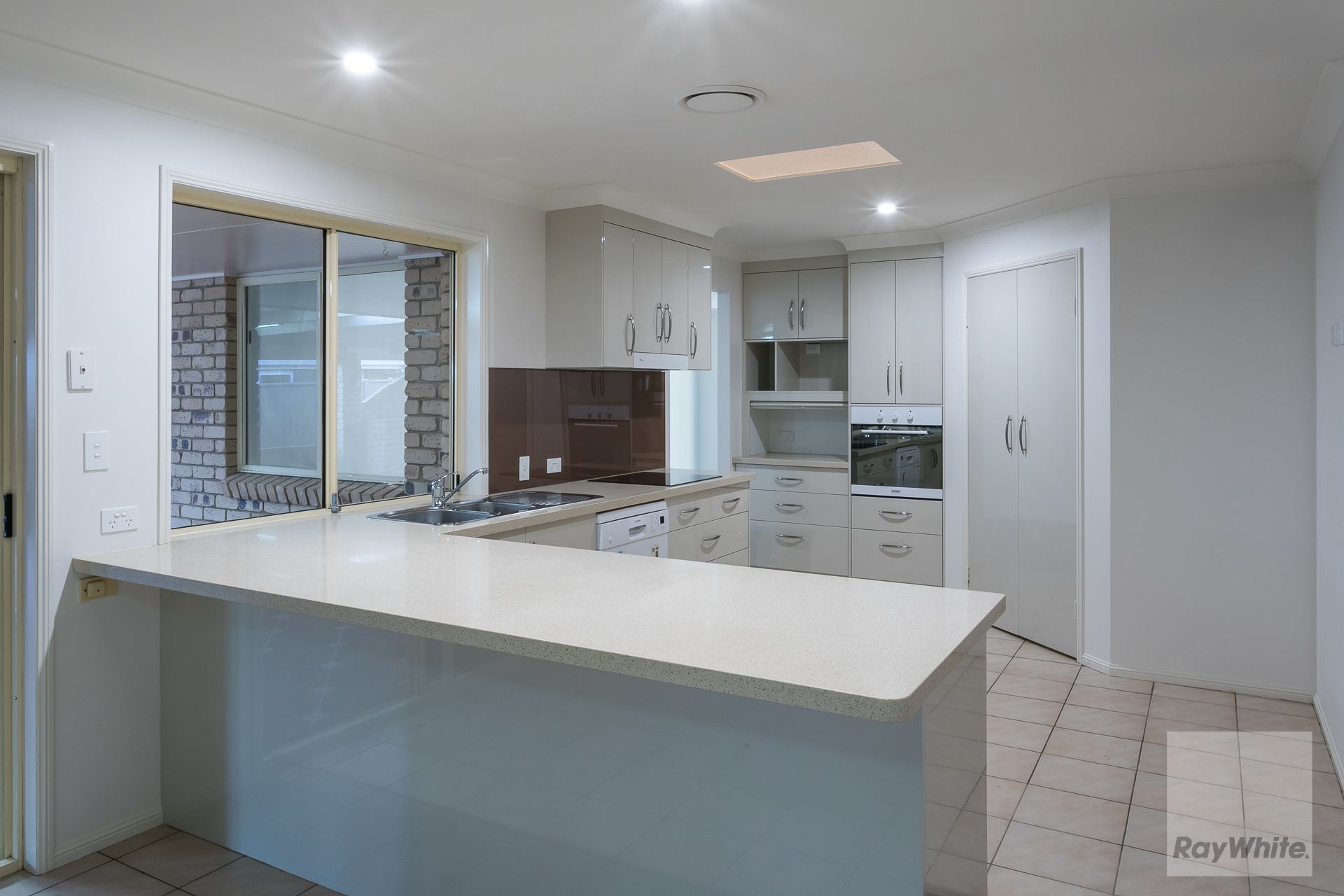16 Dalrello Drive, Wellington Point QLD 4160