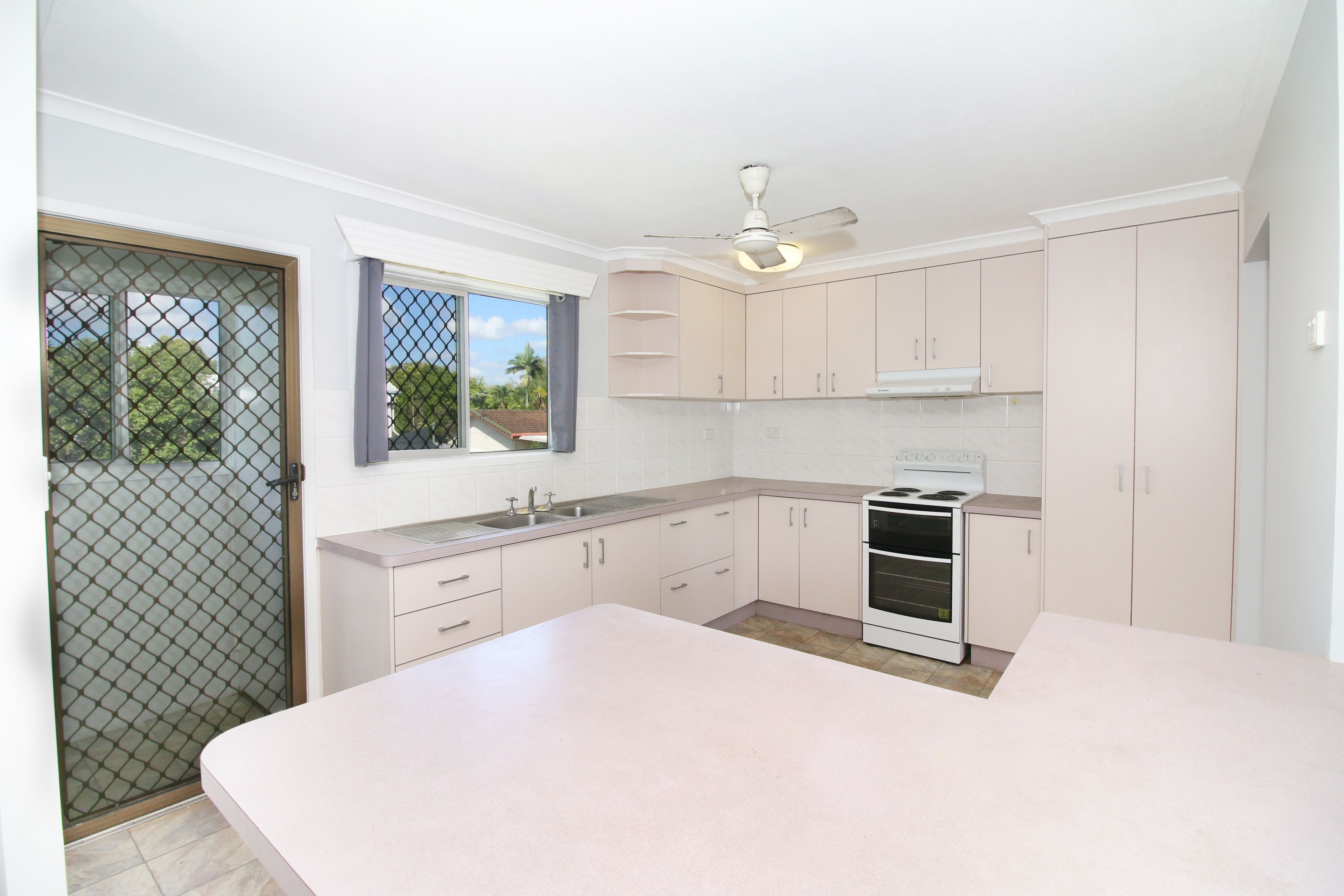 72 Tam O'Shanter Drive, Thuringowa Central, QLD 4817
