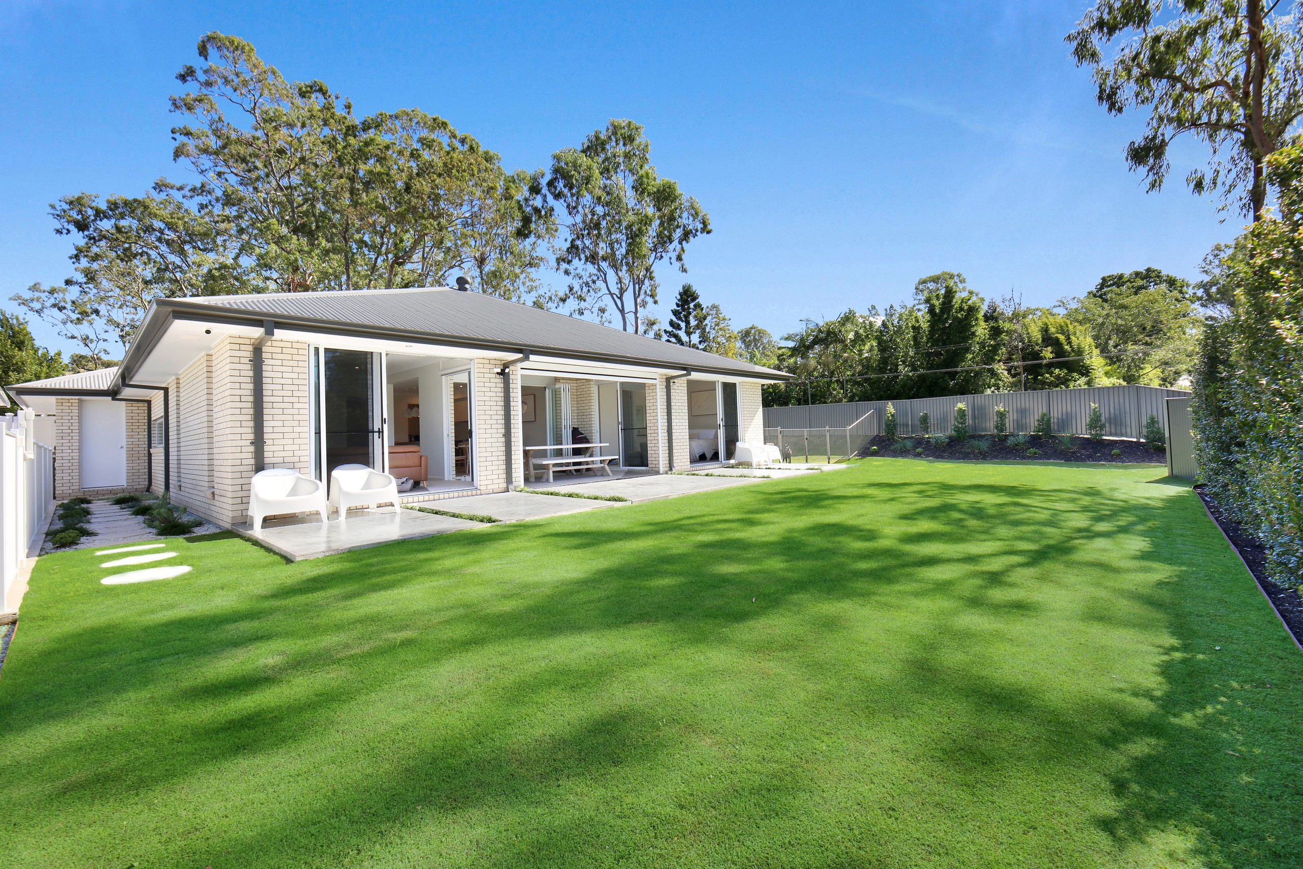 1/8 Tallai Road, Tallai, QLD 4213