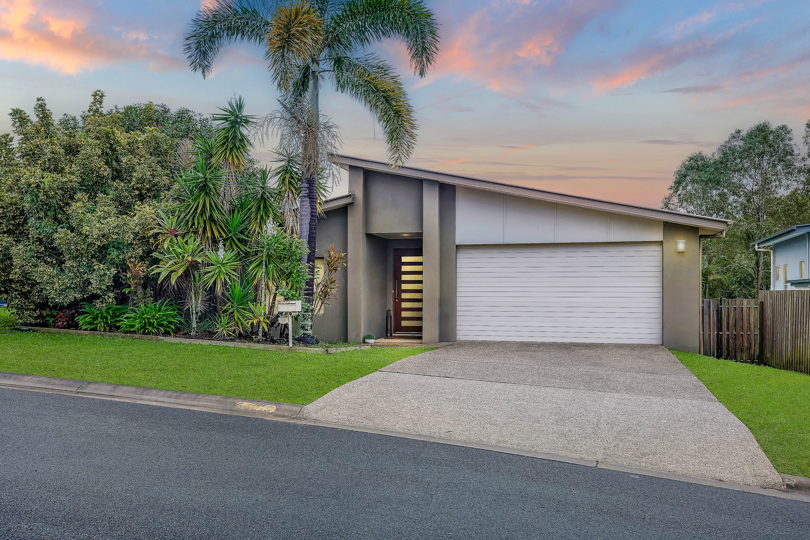 10 Wright Court, Upper Coomera, QLD 4209