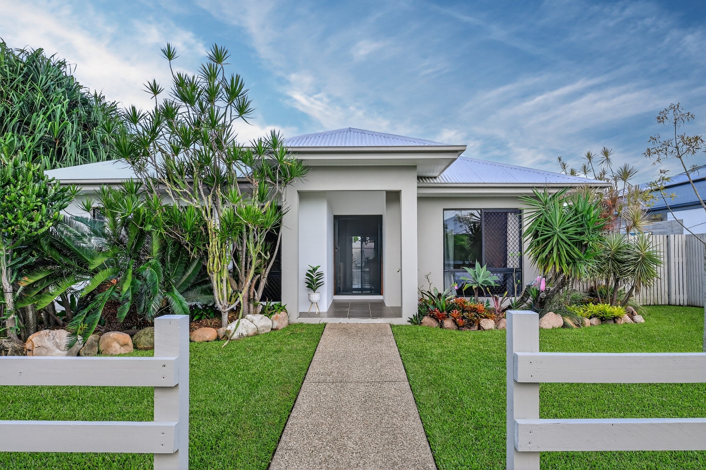 32 Marblewood Circuit, Mount Low, QLD 4818