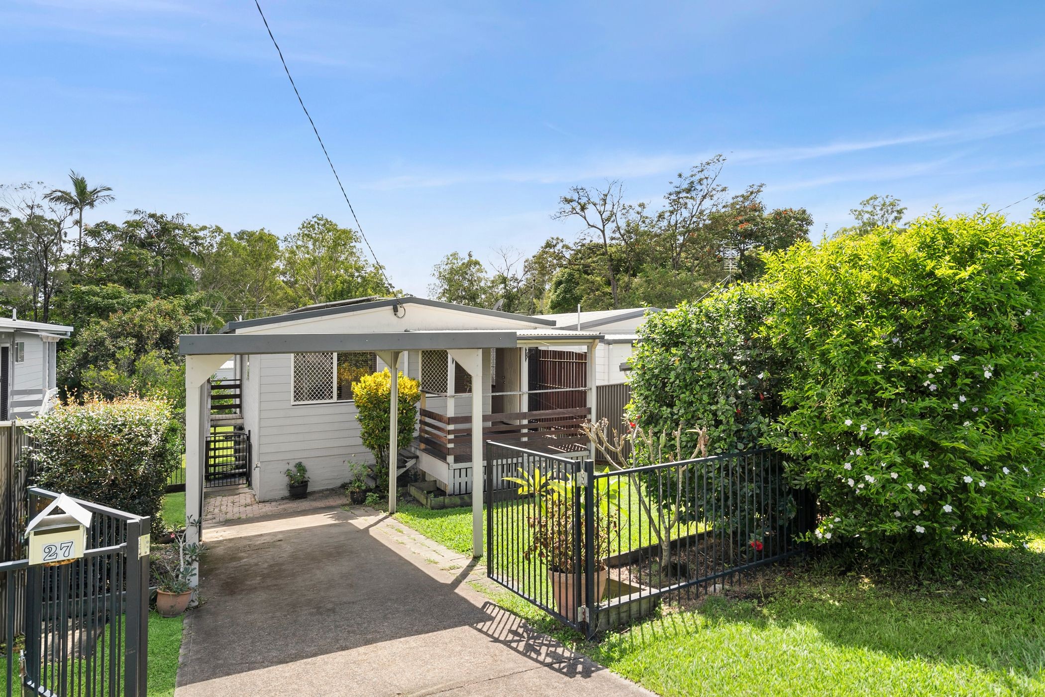 27 Paget Street, Mooloolah Valley, QLD 4553