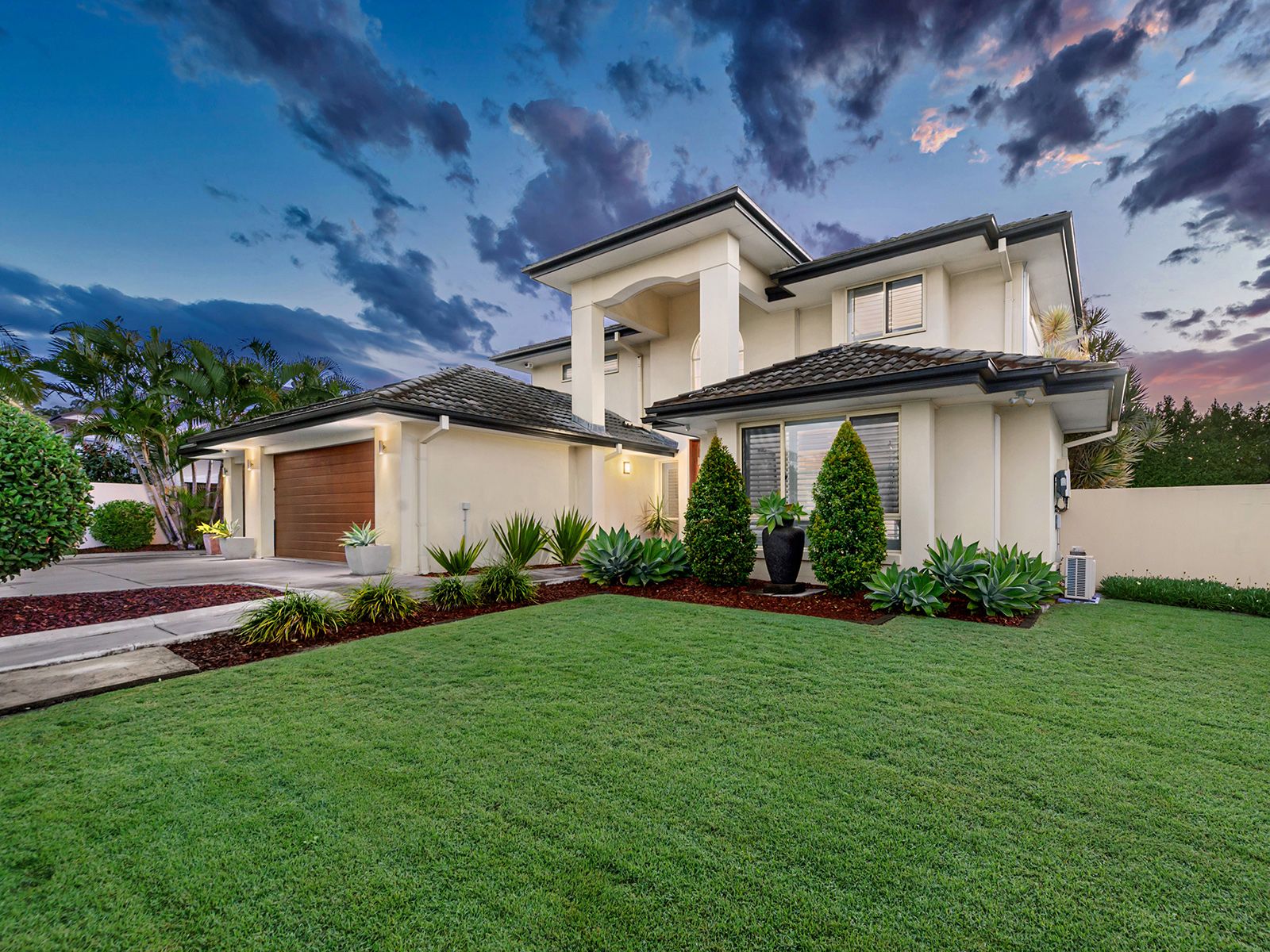 8 Estonia Avenue, Bridgeman Downs, QLD 4035