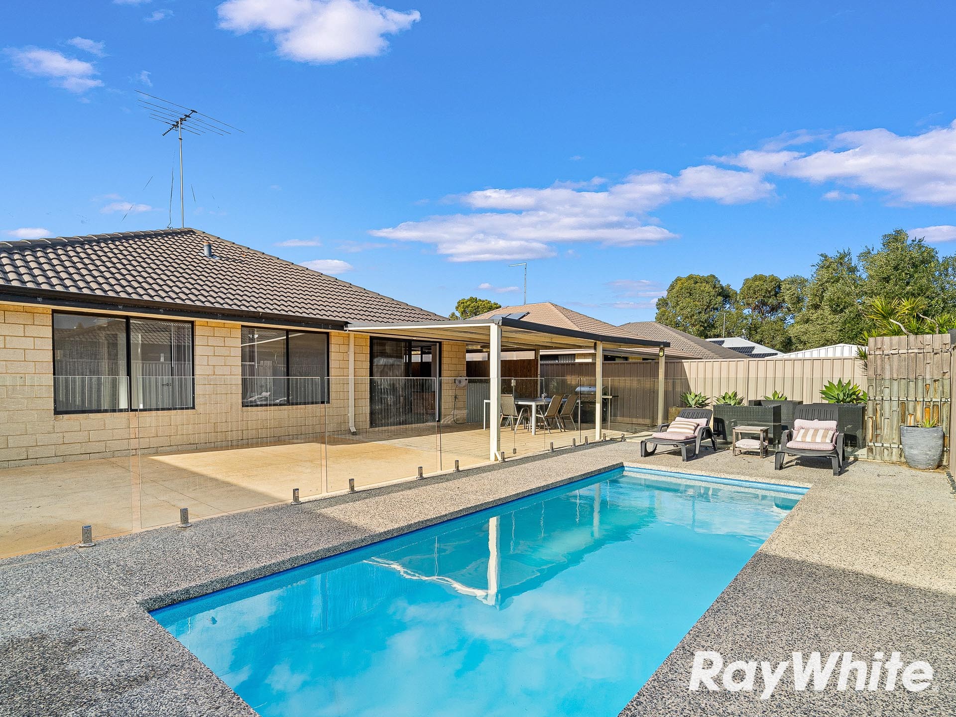 16 Karak Road, Wannanup, WA 6210