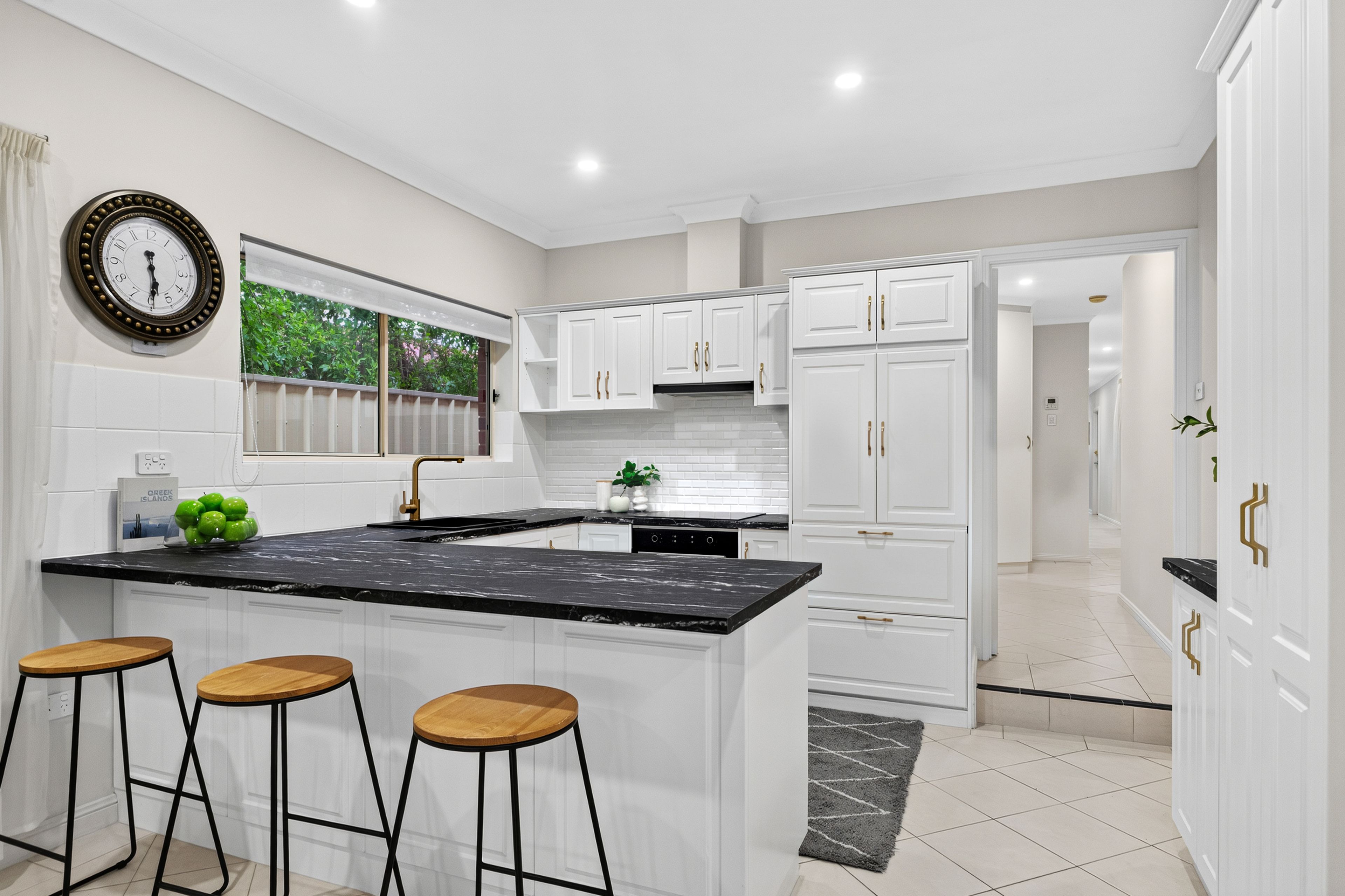 15B Britton Avenue — photo 5 of 18