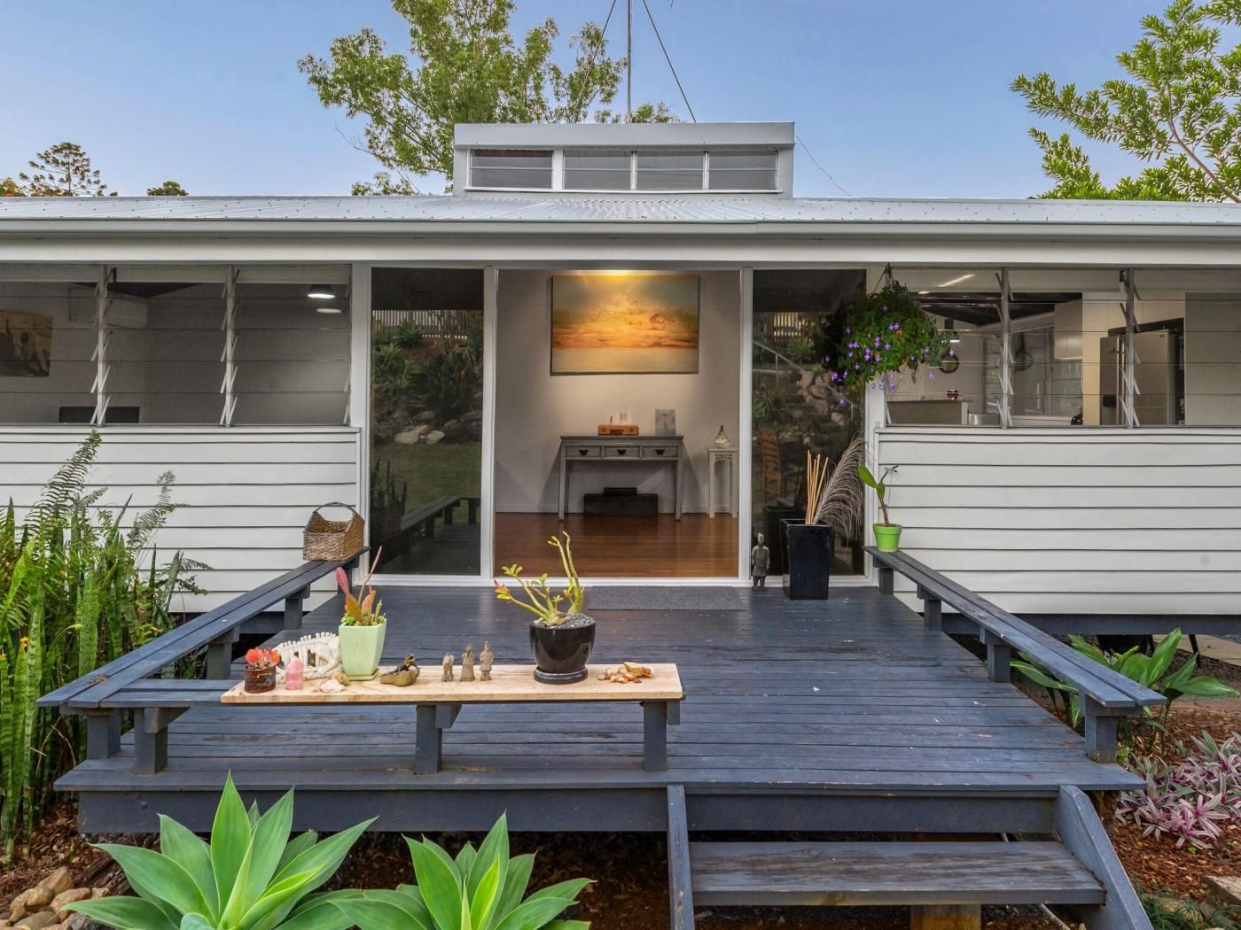 18 Sapphire Street, Holland Park, QLD 4121