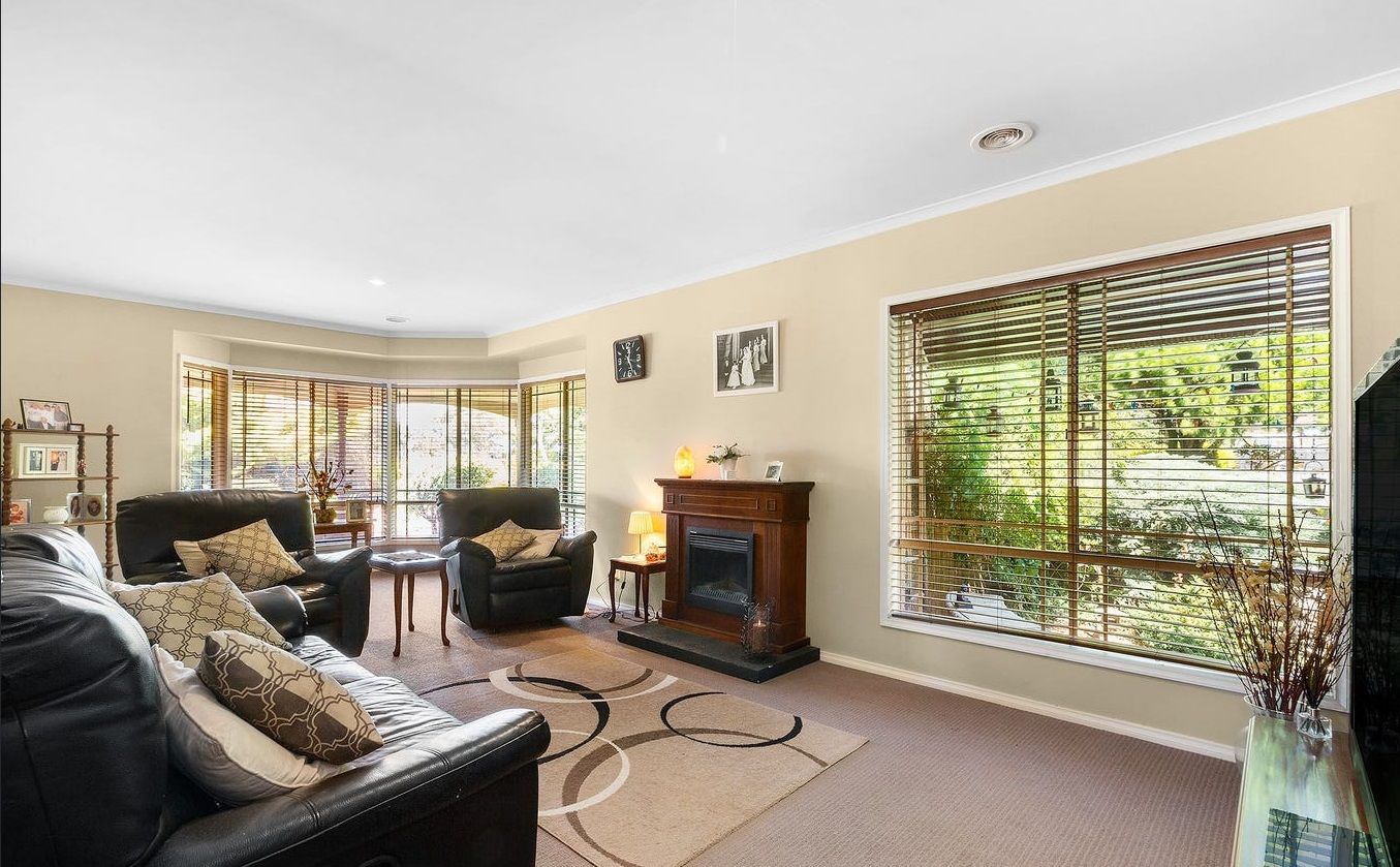 49 Thomas Carr Drive, Tarneit, VIC 3029