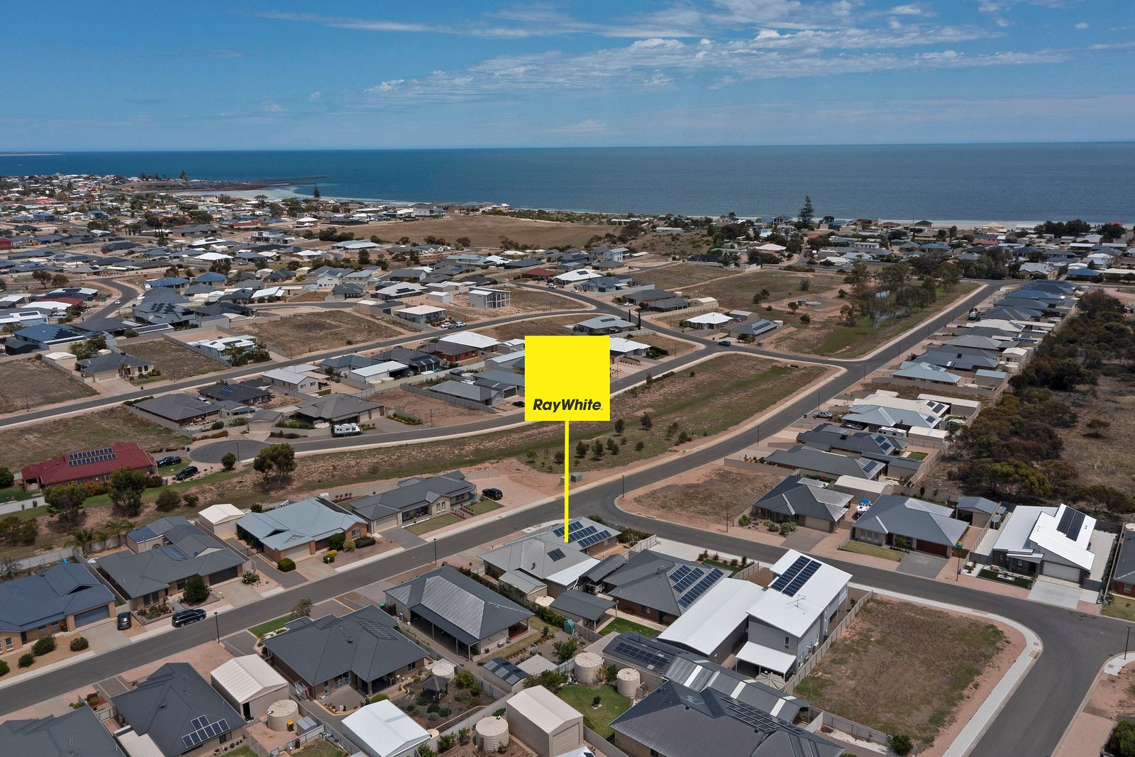 16 Bray Street, Moonta Bay, SA 5558