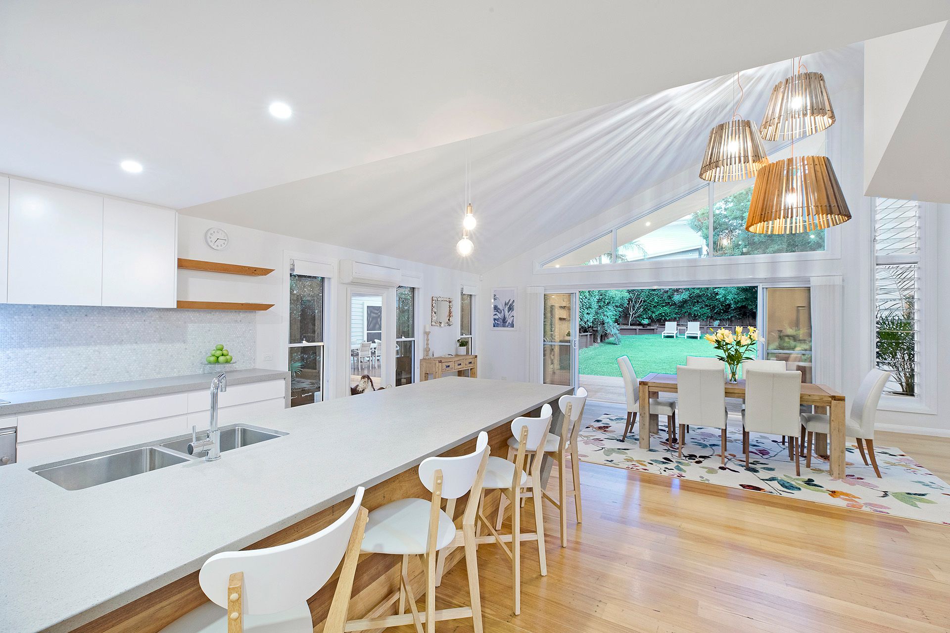 16 Carlyon Street, Killarney Vale NSW 2261