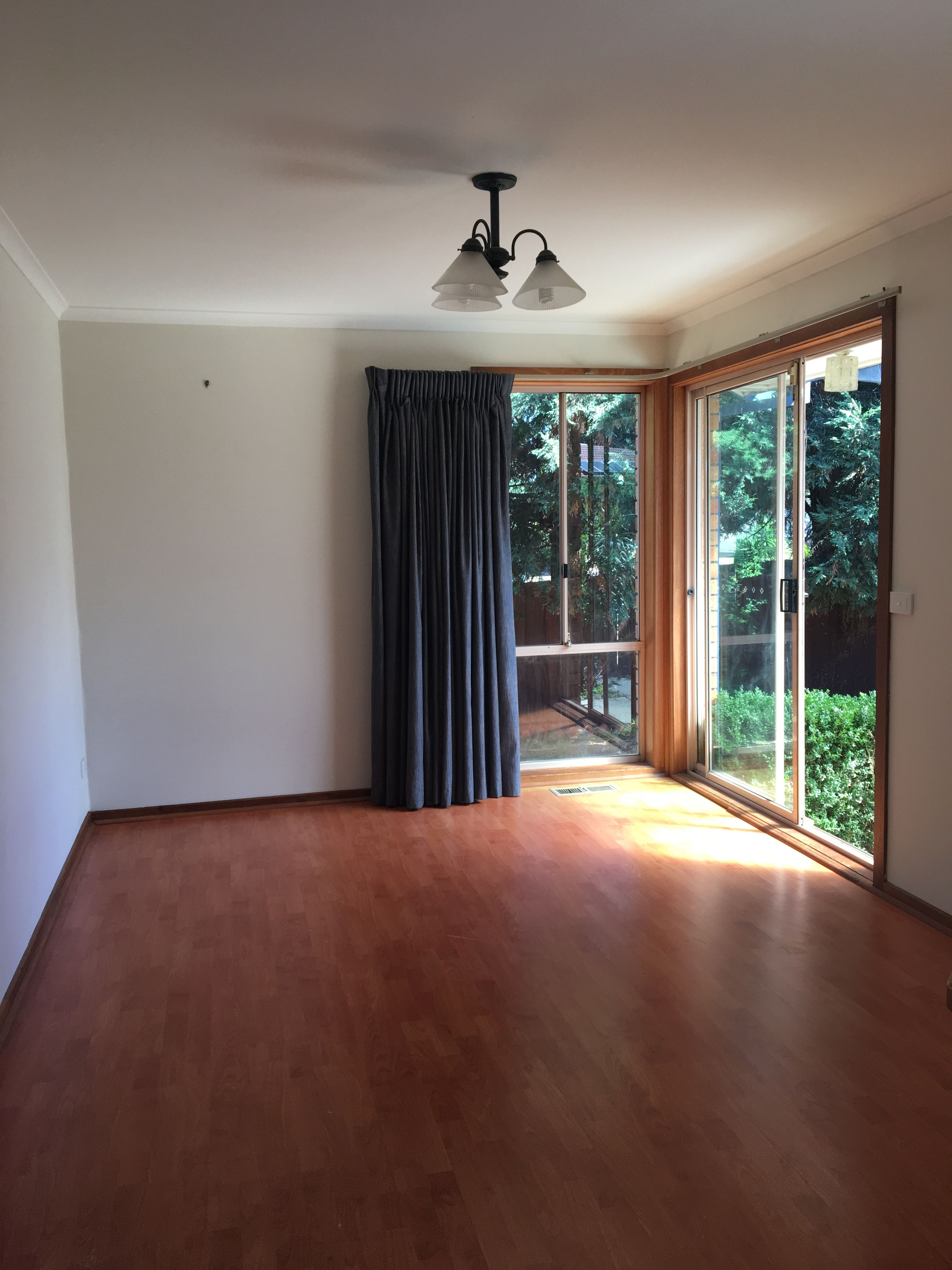 1/15 Crampton Crescent, Mill Park, VIC 3082